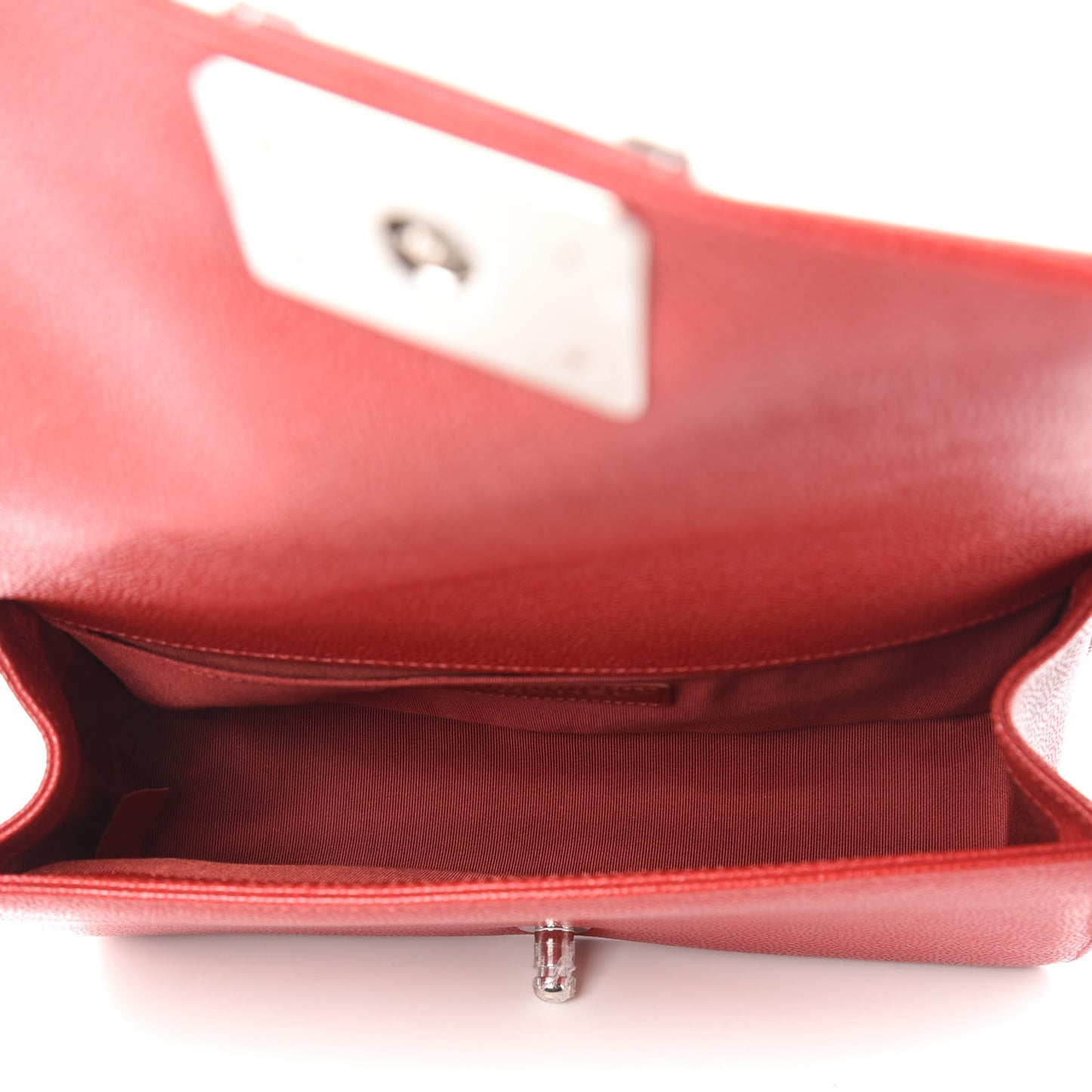 Caviar Chevron Quilted Medium Boy Flap Red