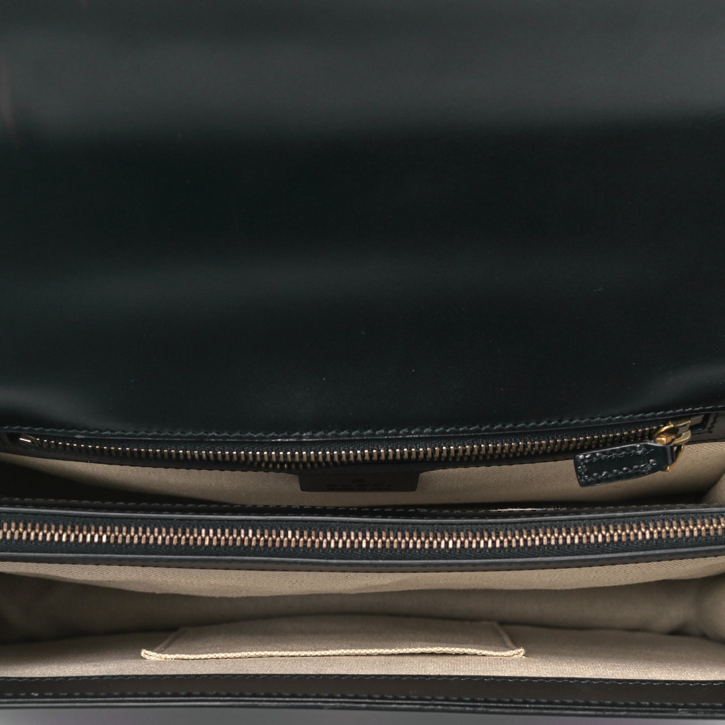 Calfskin Web Heart Medium GG Marmont Chain Handle Bag Black