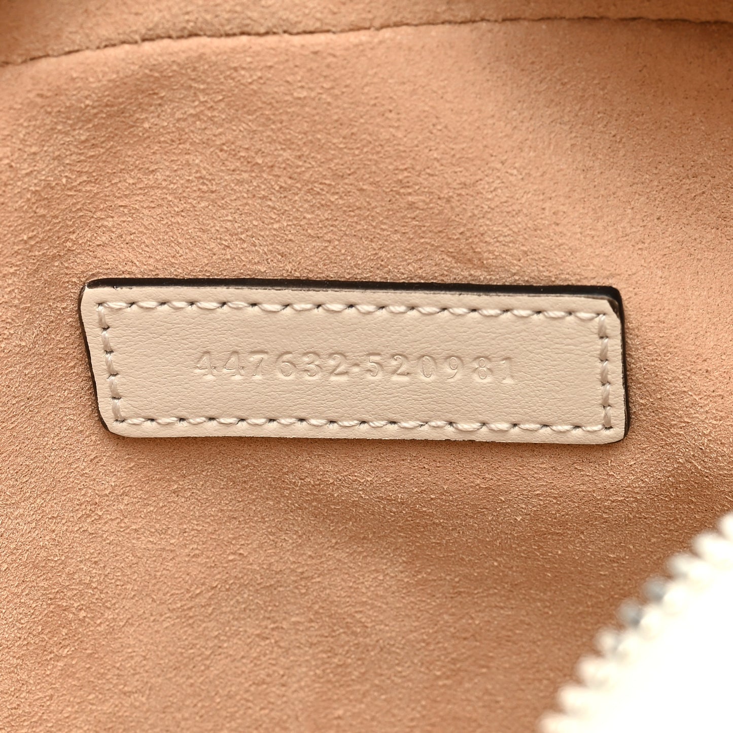 Calfskin Matelasse Aria Small GG Marmont Chain Shoulder Bag Mystic White