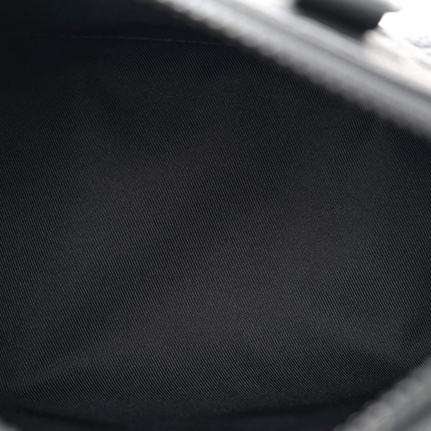 Monogram Taurillon Keepall Bandouliere 25 Black