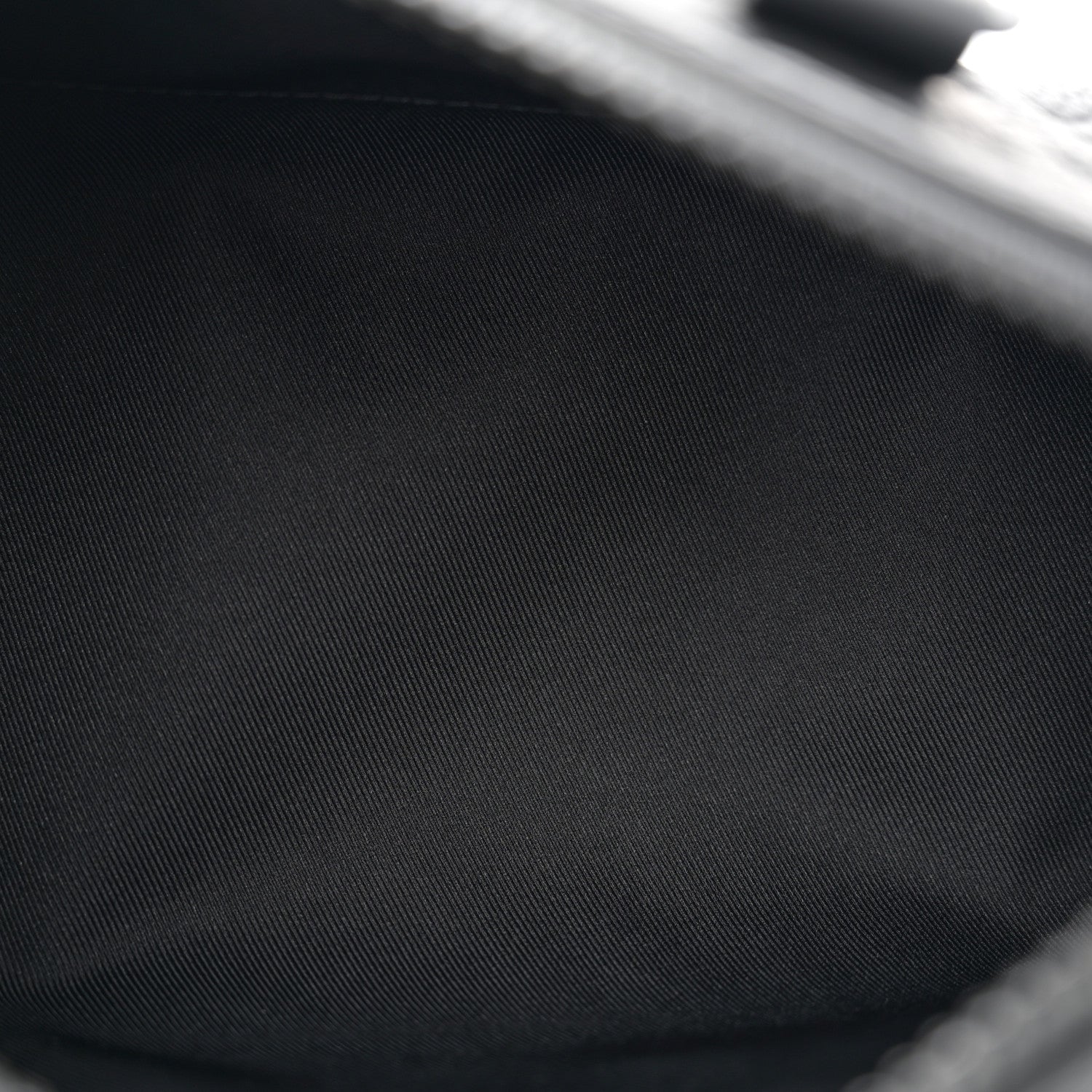 Louis Vuitton Monogram Taurillon Keepall Bandouliere 25 Black 5 of 9