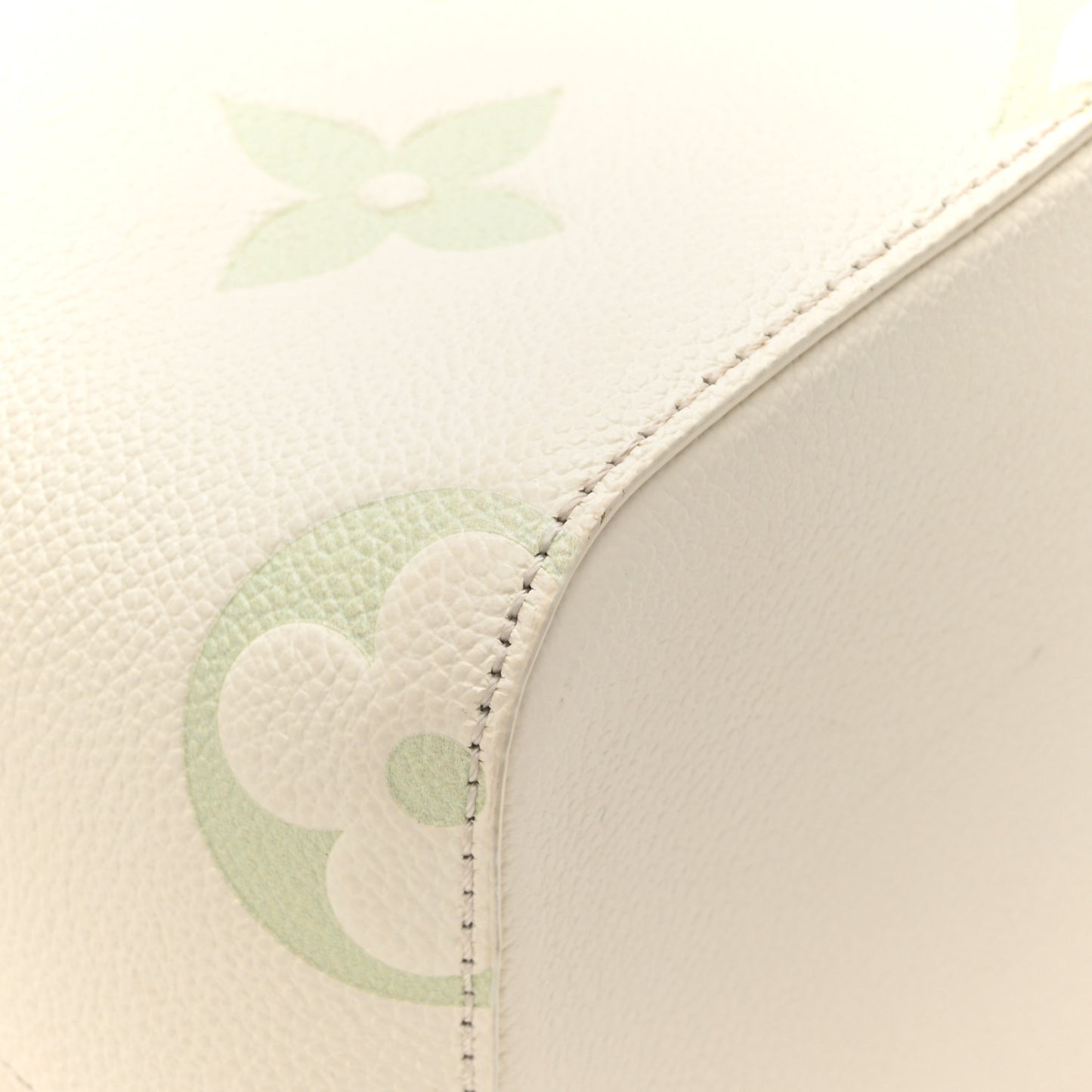 Empreinte Monogram Giant Neonoe BB Latte Matcha