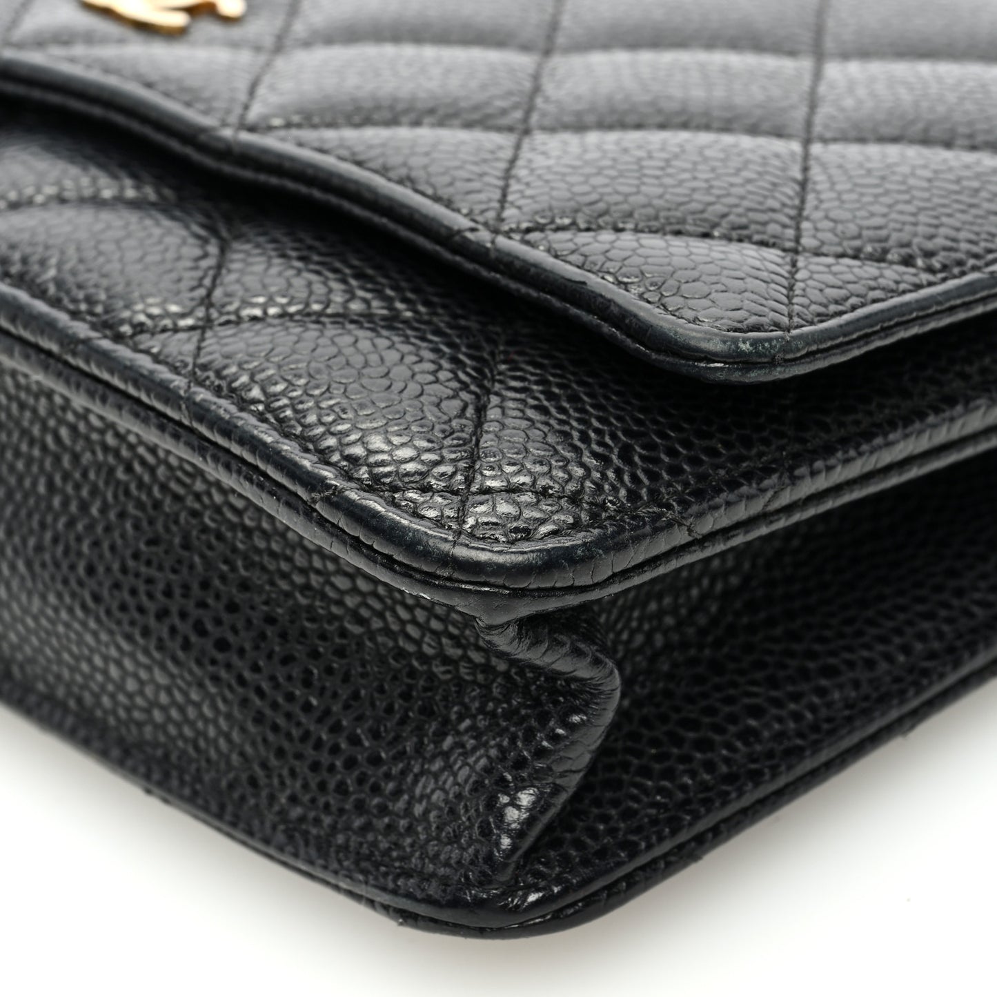 Caviar Quilted Wallet on Chain WOC Black