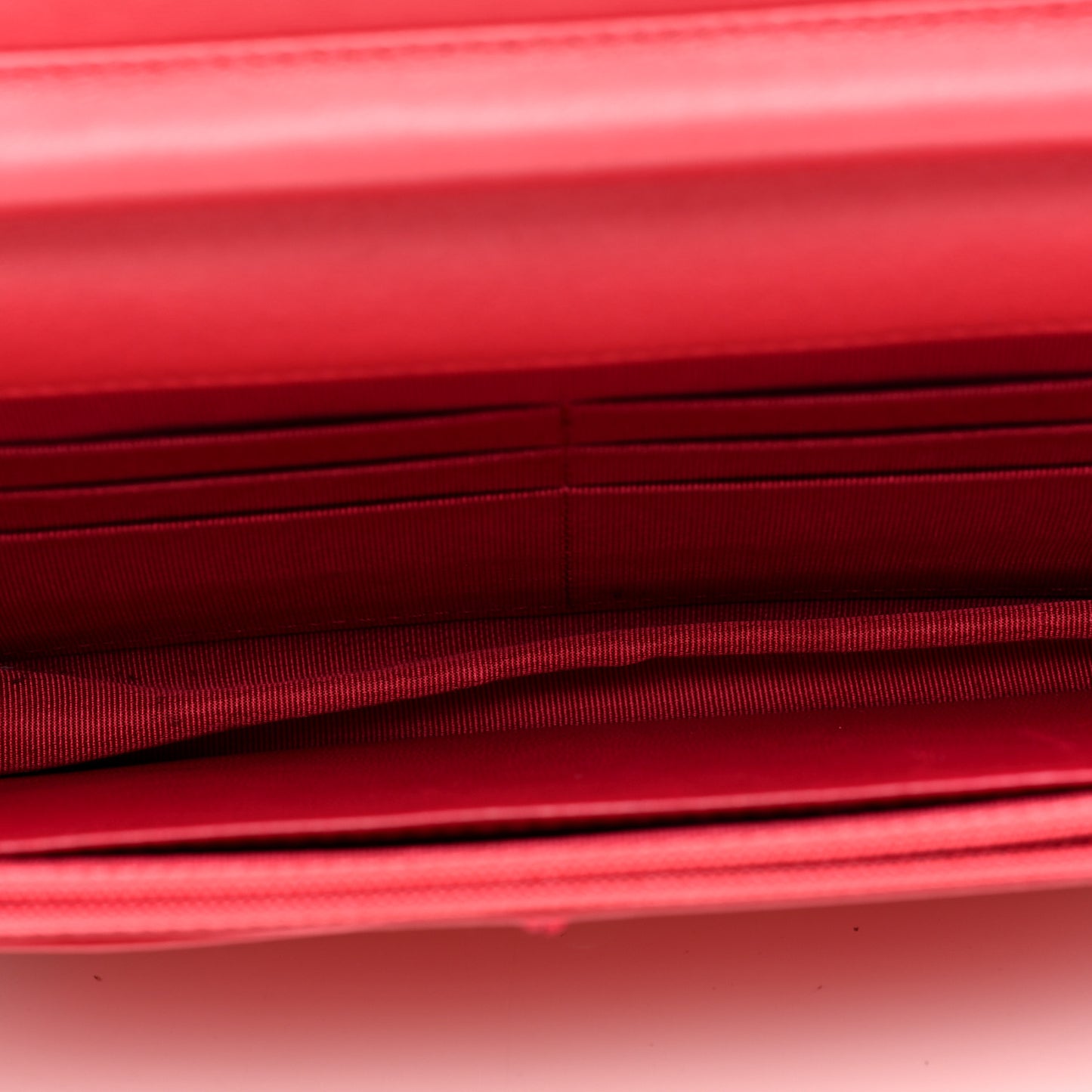 Lambskin Chevron Wallet On Chain WOC Dark Pink Multicolor