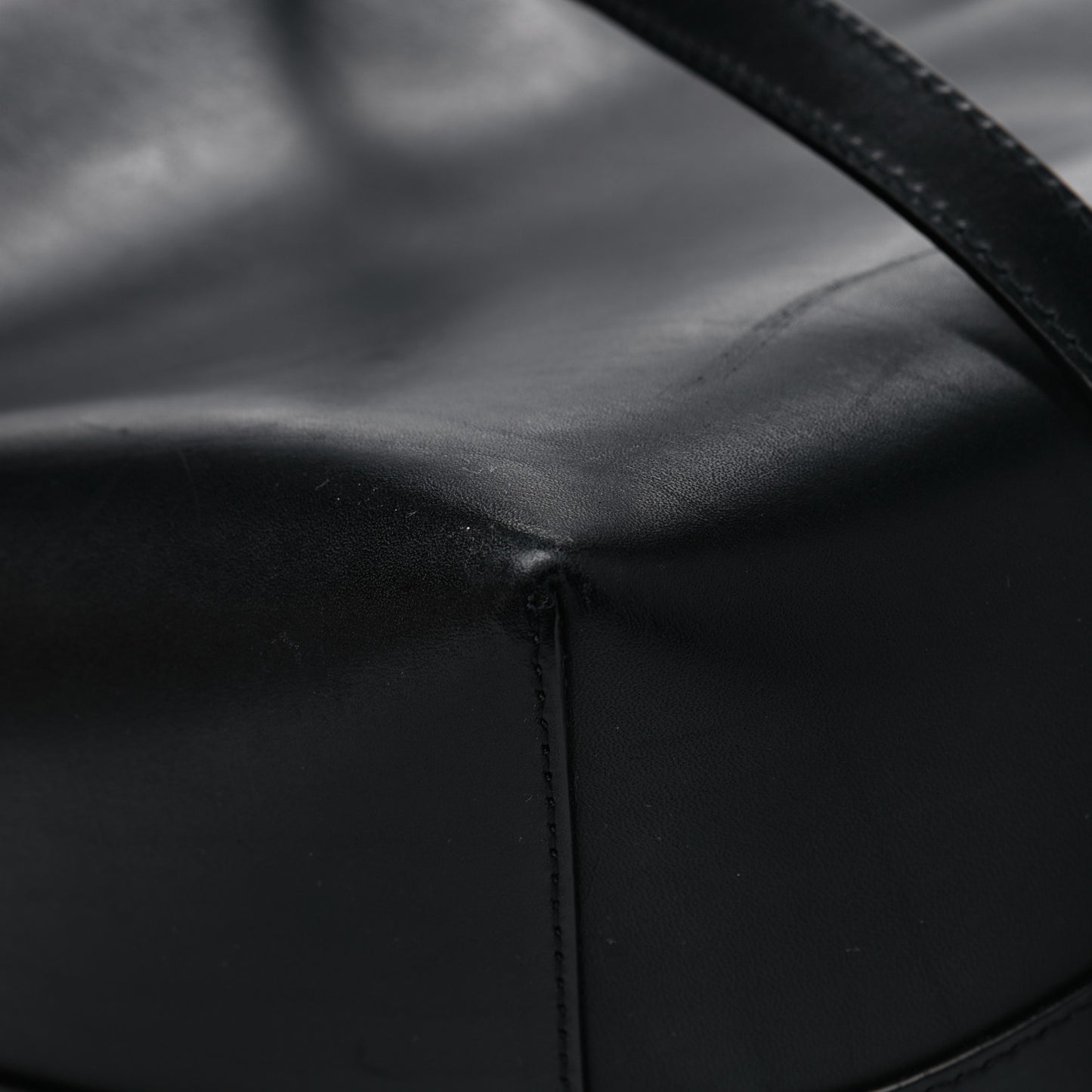 Vegetable Tanned Calfskin Bucket Bag Black Ballerina