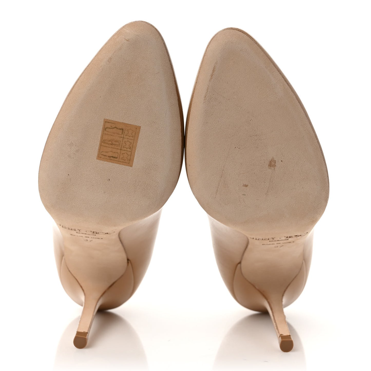 Calfskin Gilbert Round Toe Pumps 37 Nude