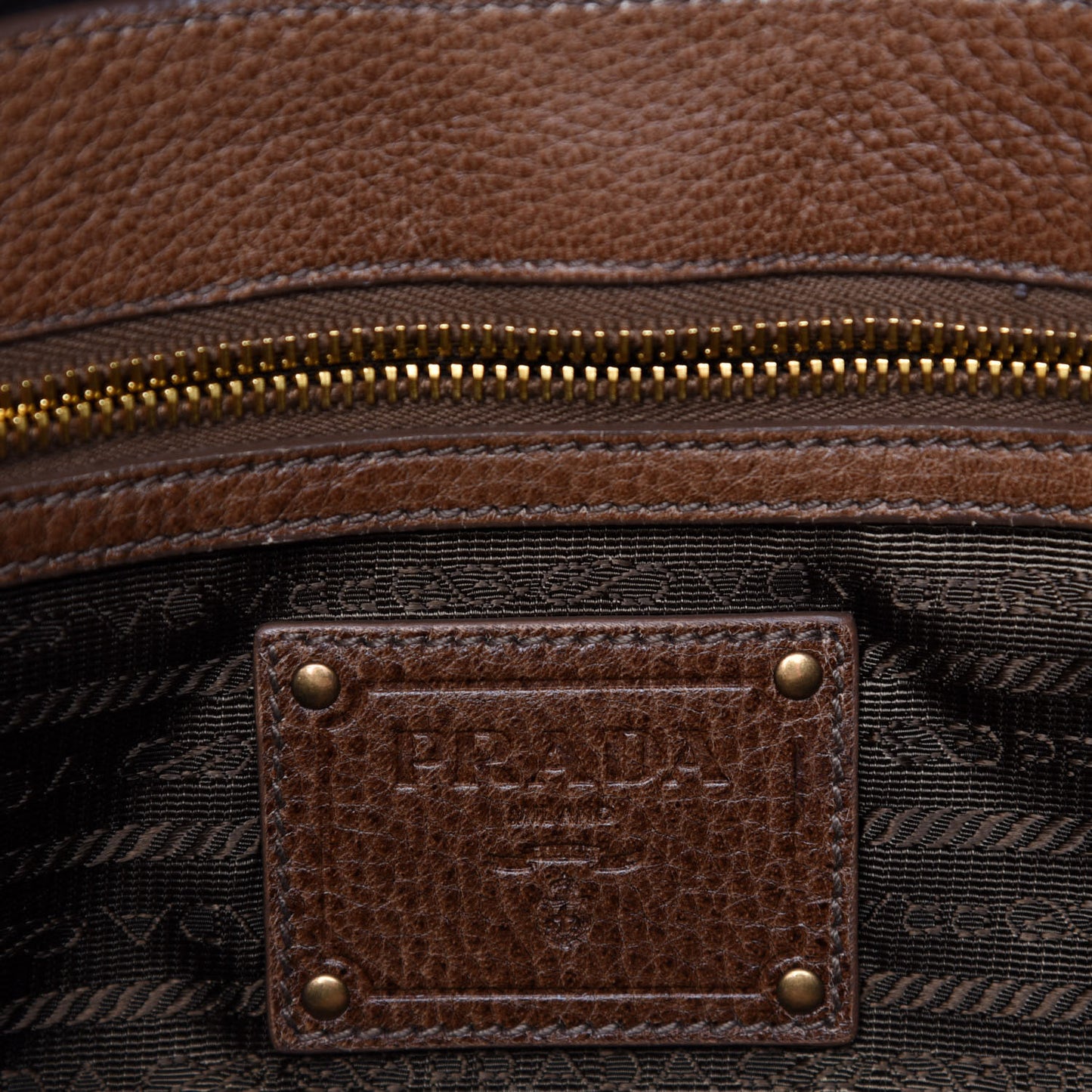 Cervo Pietre Jeweled Shoulder Bag Cammello