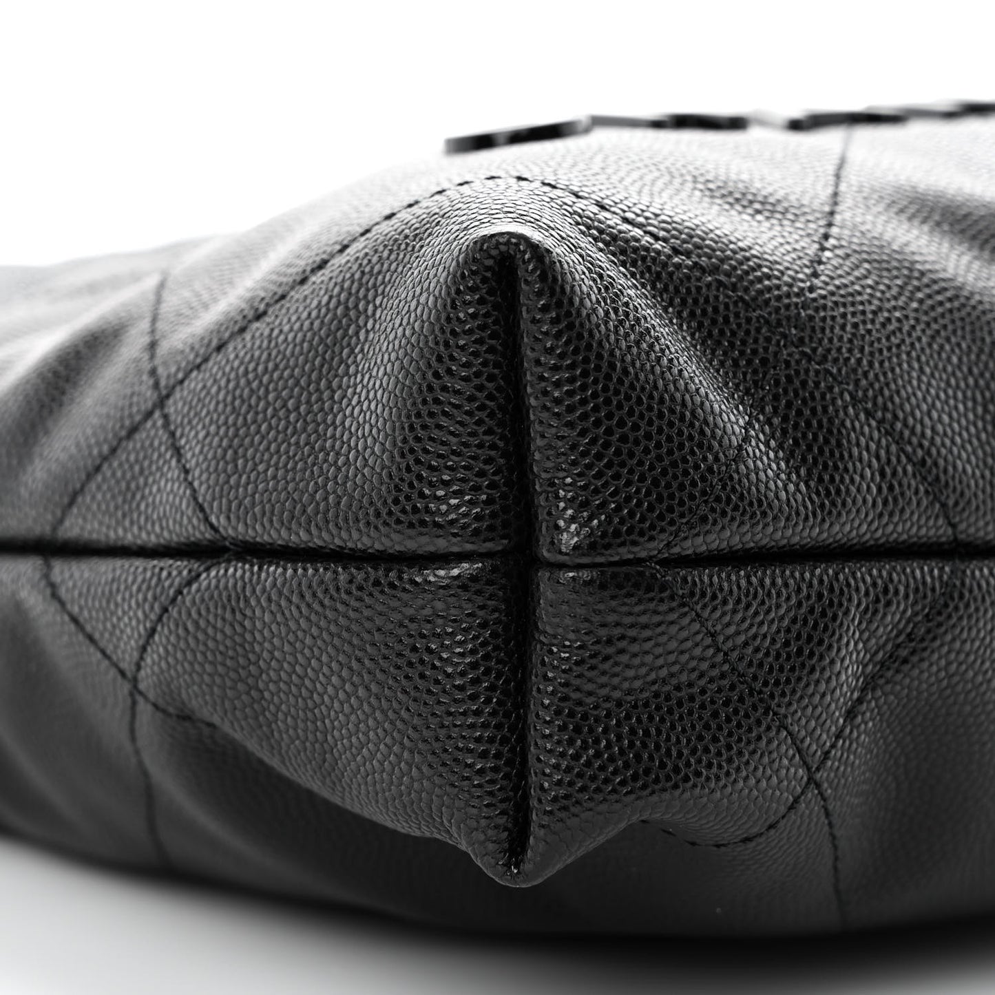 Shiny Caviar Quilted Monochrome Mini Chanel 22 Black