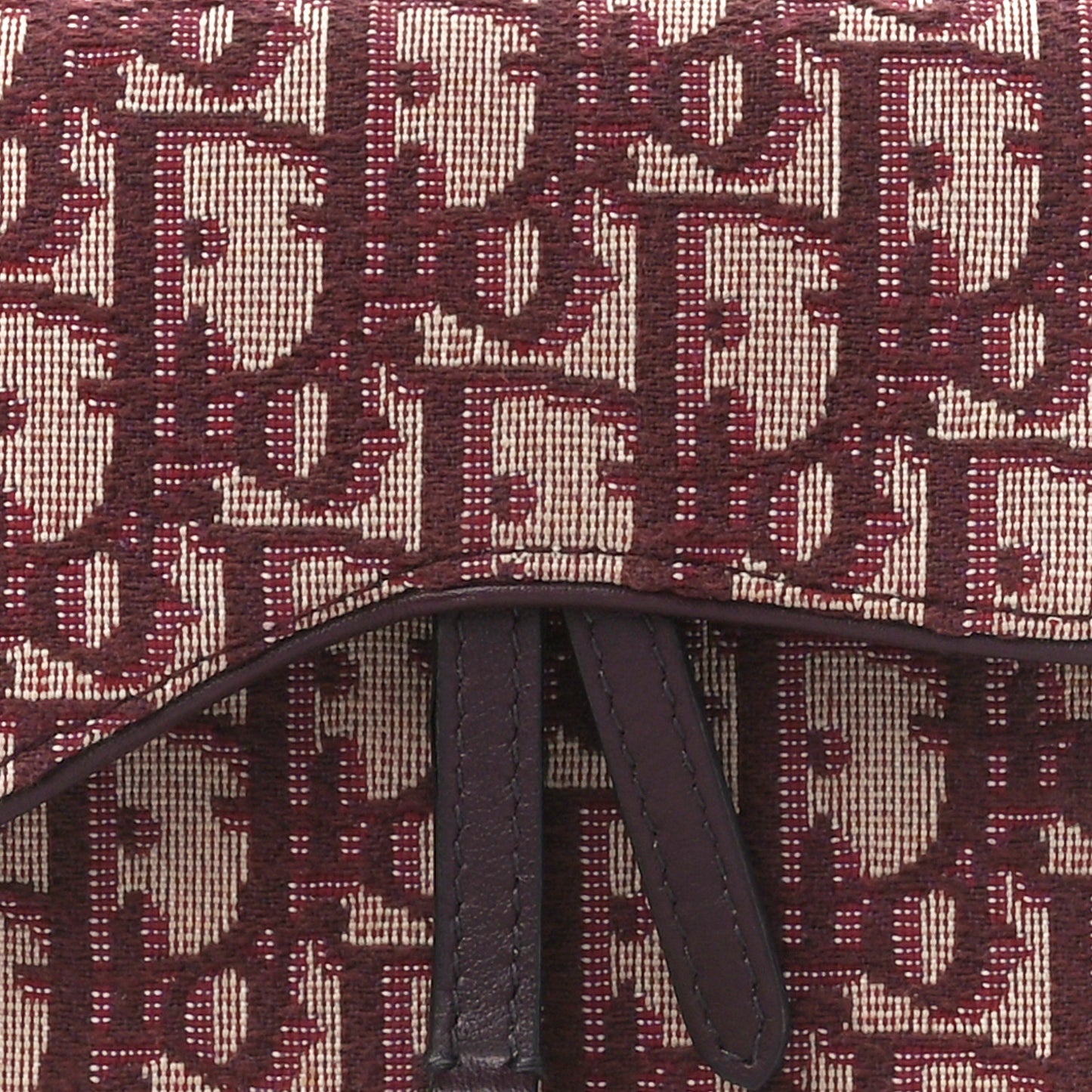 Oblique Saddle Belt Bag Bordeaux