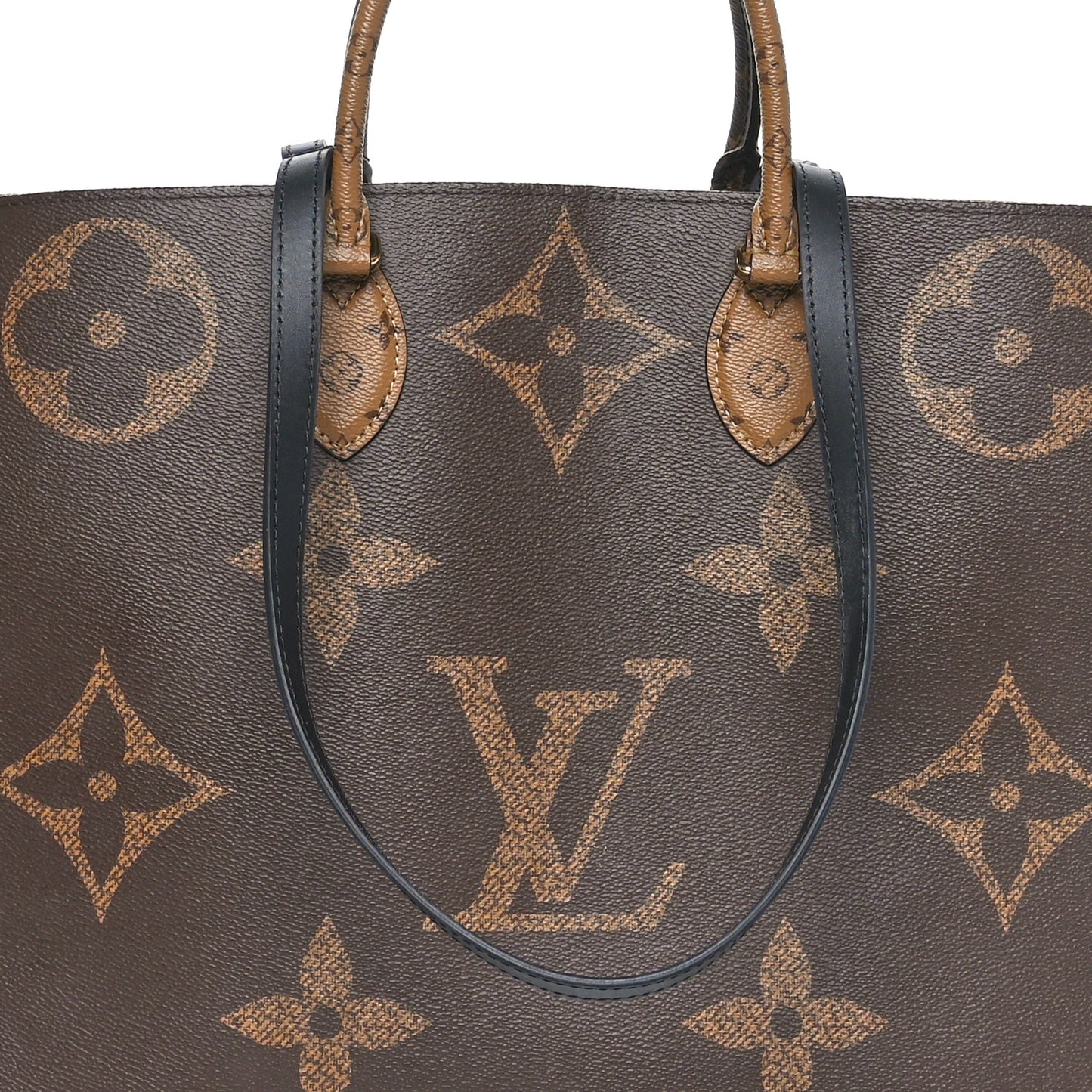 Reverse Monogram Giant Onthego GM