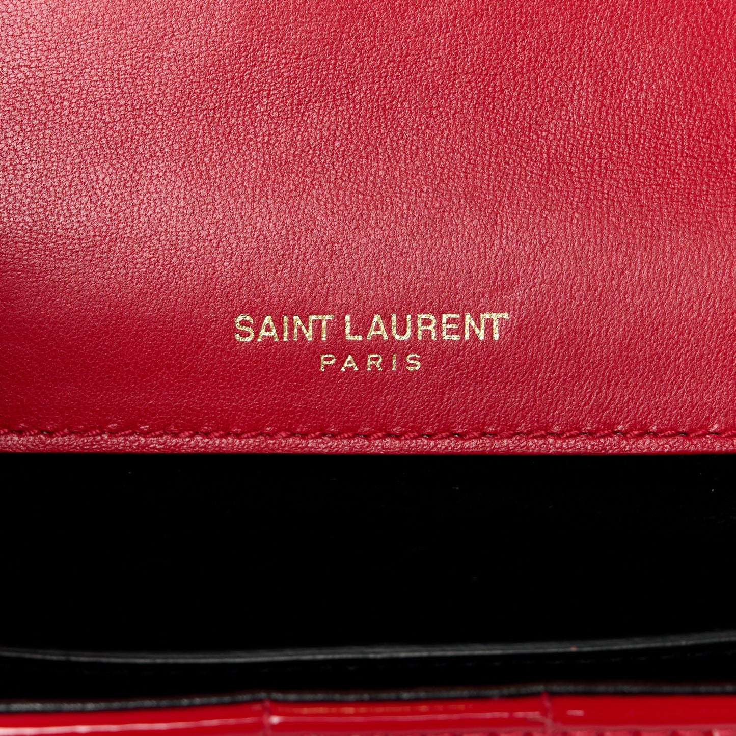 Patent Matelasse Monogram Small Vicky Chain Bag Red