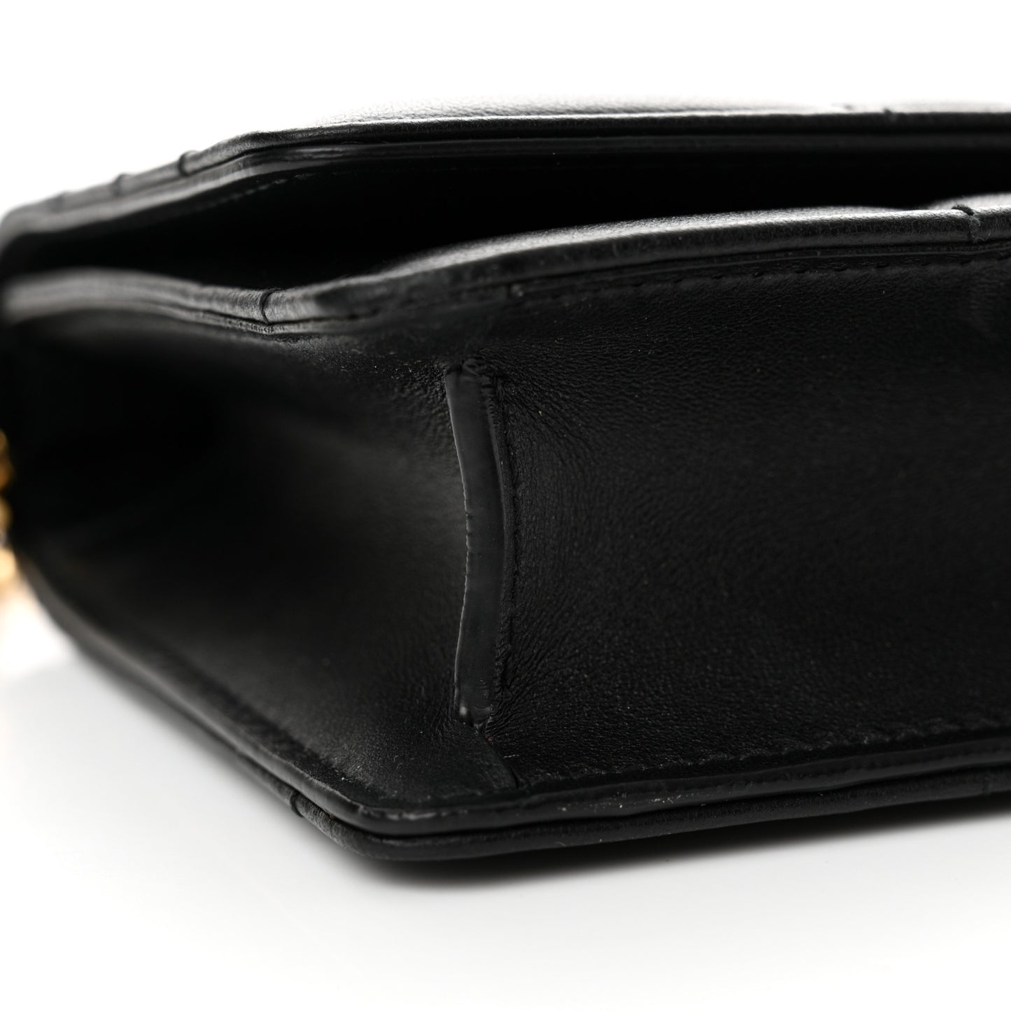 Lambskin Quilted Lola Clutch On Chain Black