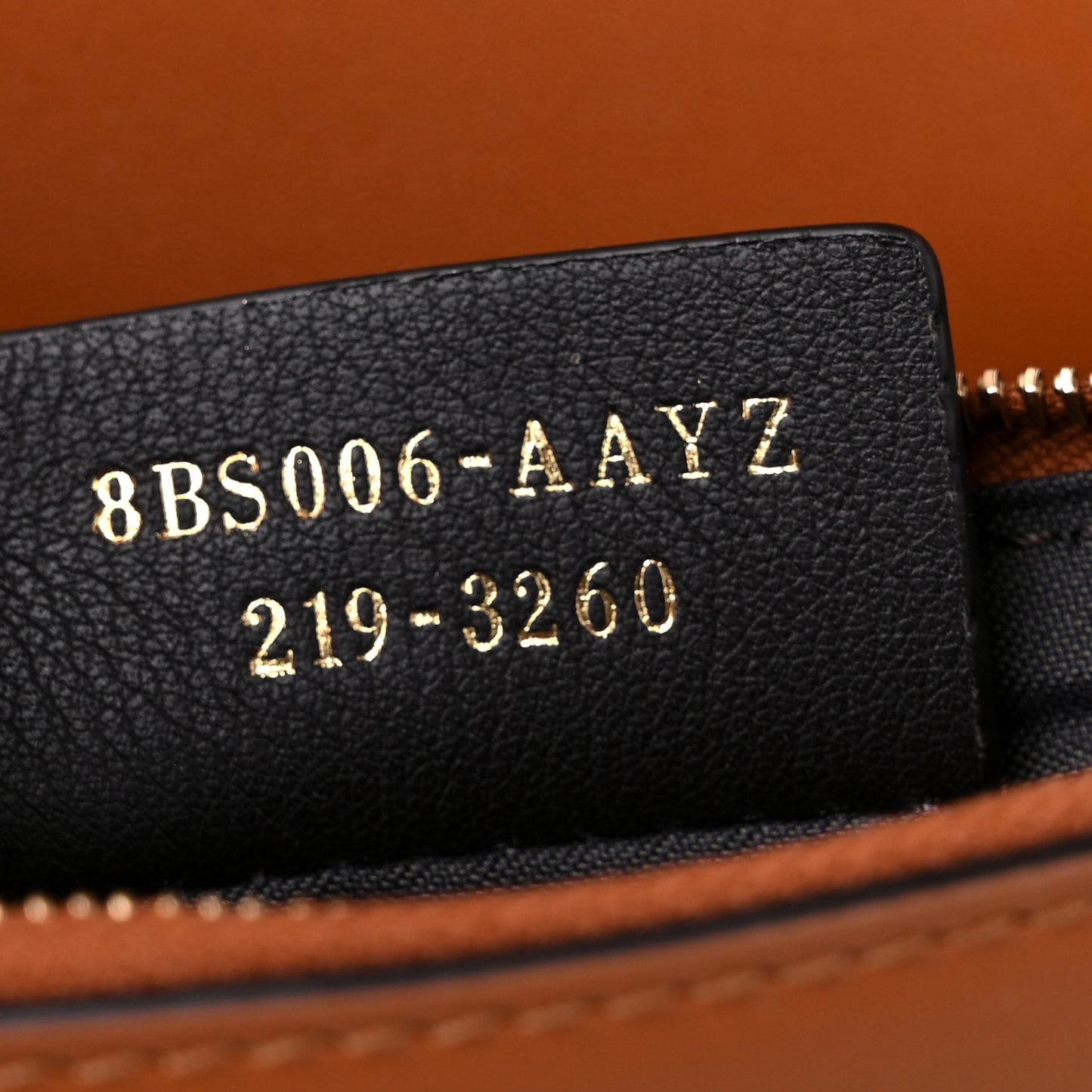 Vitello King Tamponato Logo Embossed Medium Wallet On Chain Cuoio