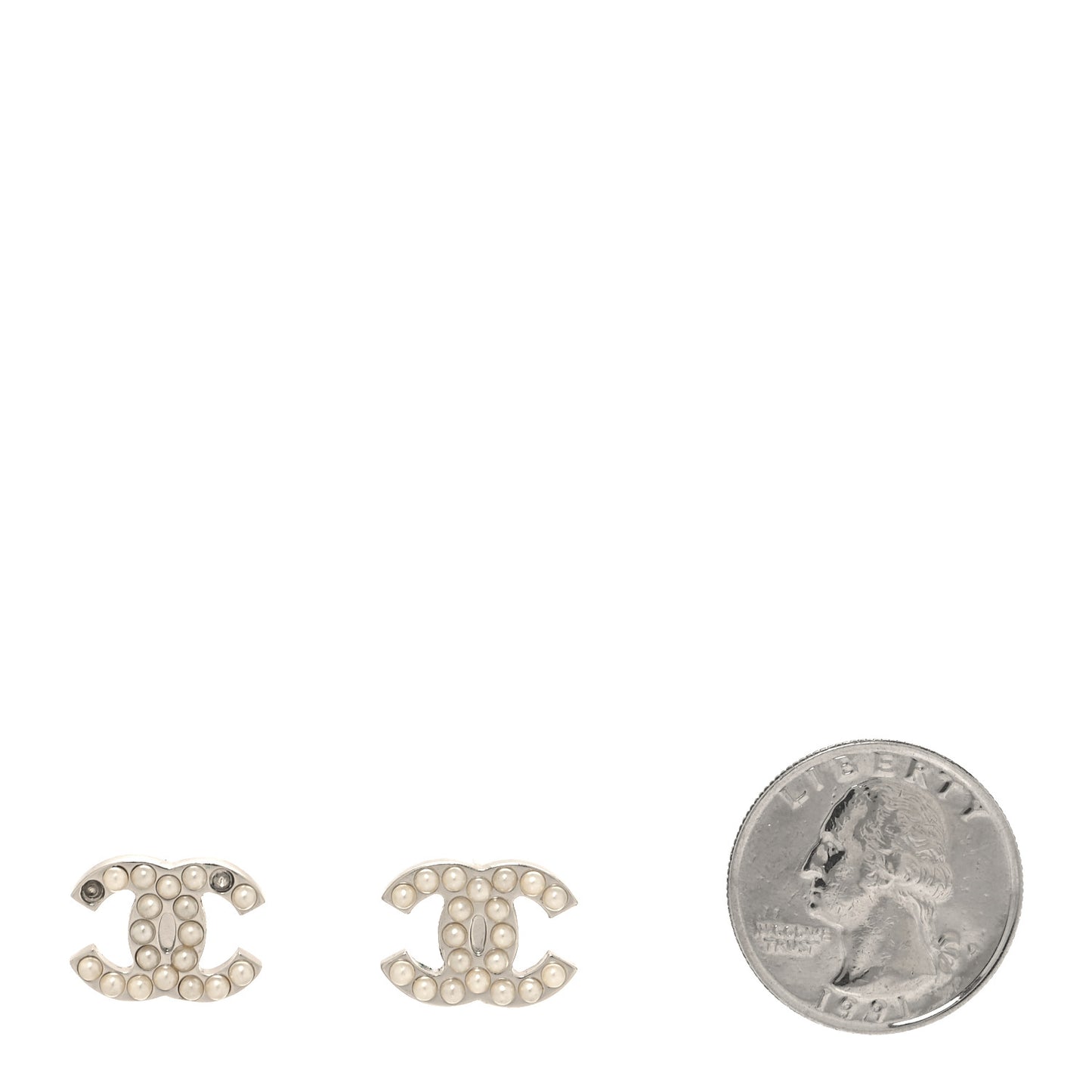 Pearl CC Earrings Silver
