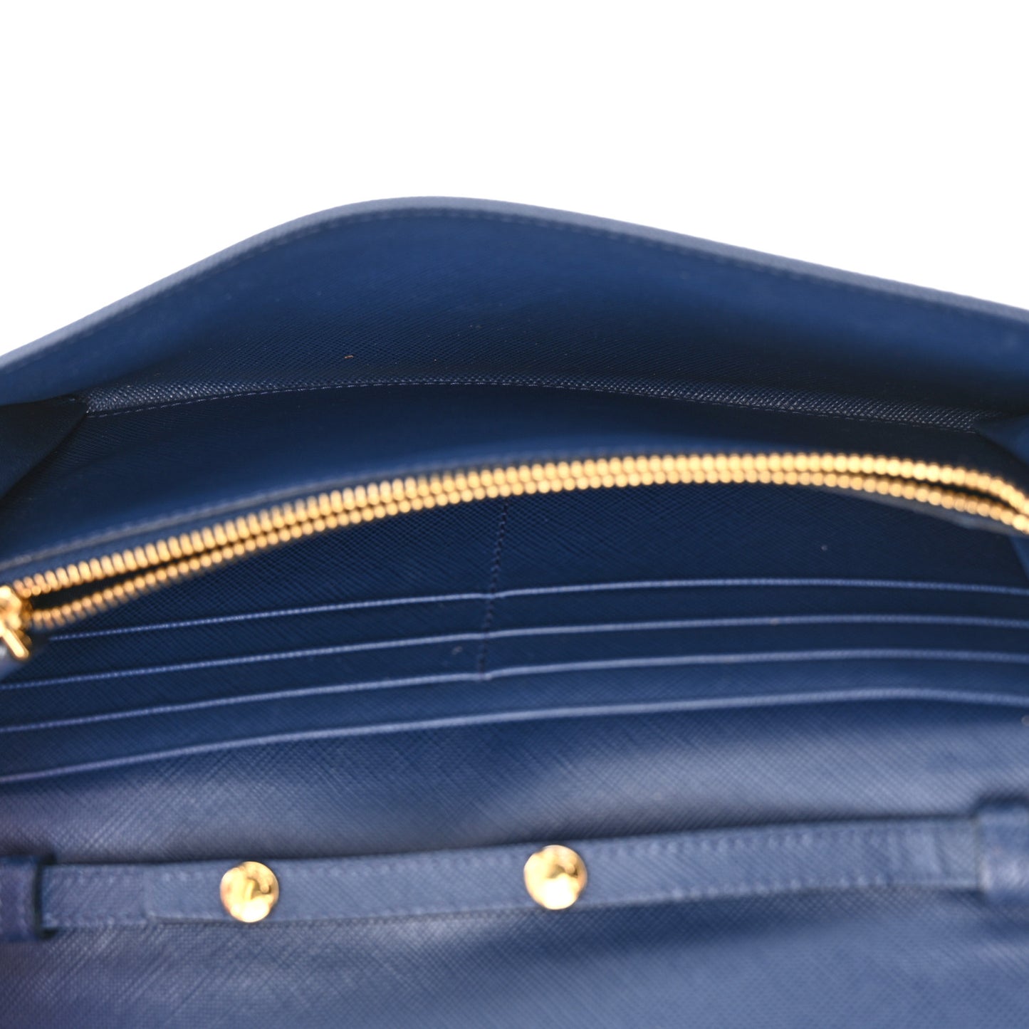 Saffiano Metal Oro Chain Wallet Bleuette