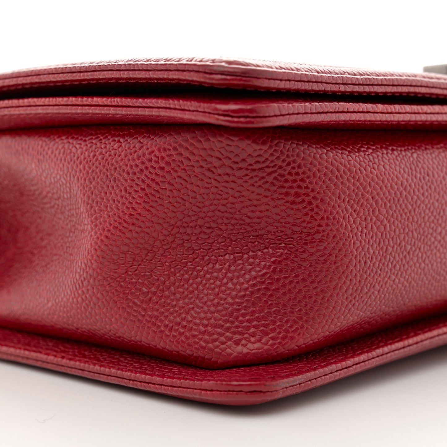 Caviar Quilted New Medium Boy Flap Dark Red