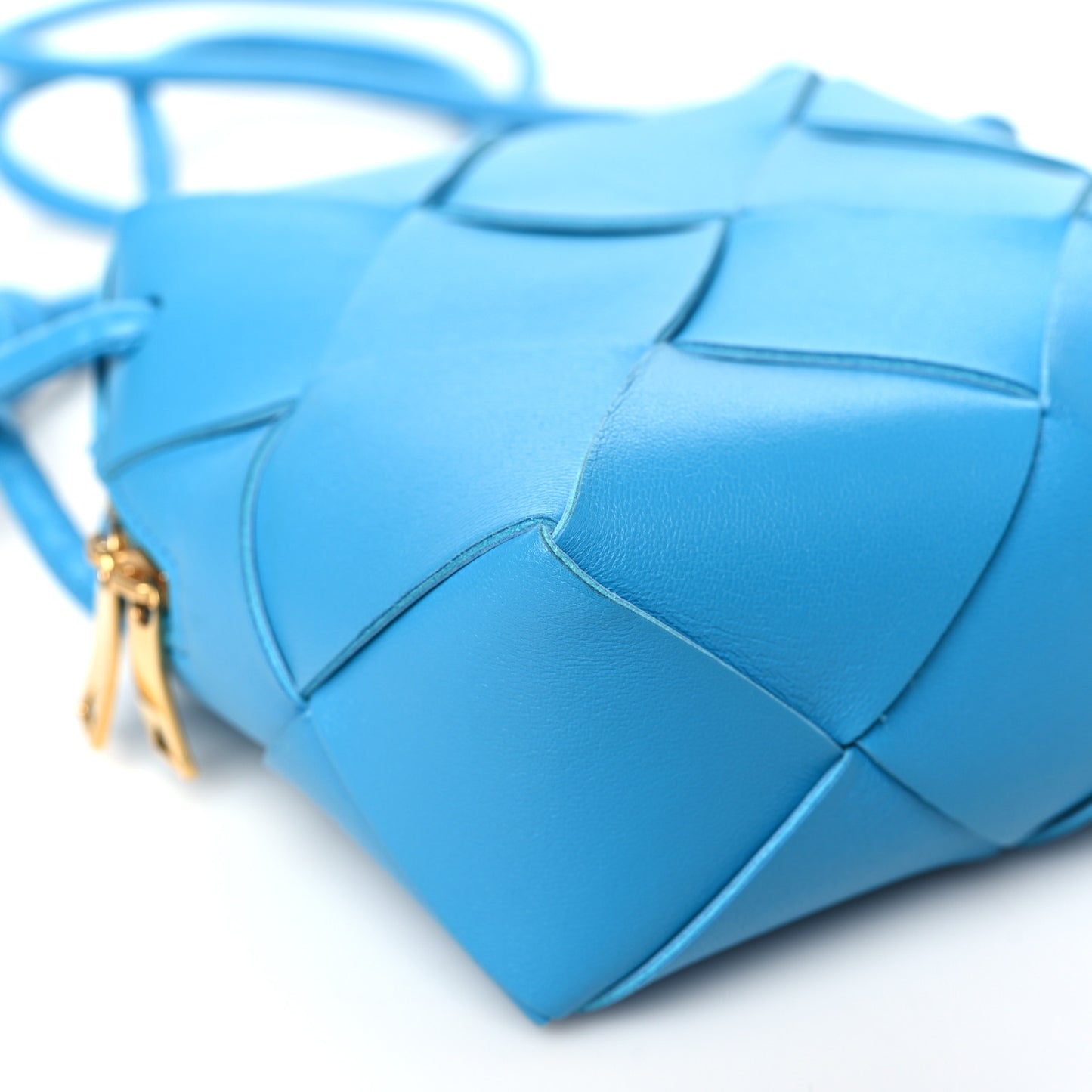 Lambskin Maxi Intrecciato Mini Cassette Camera Bag Pool