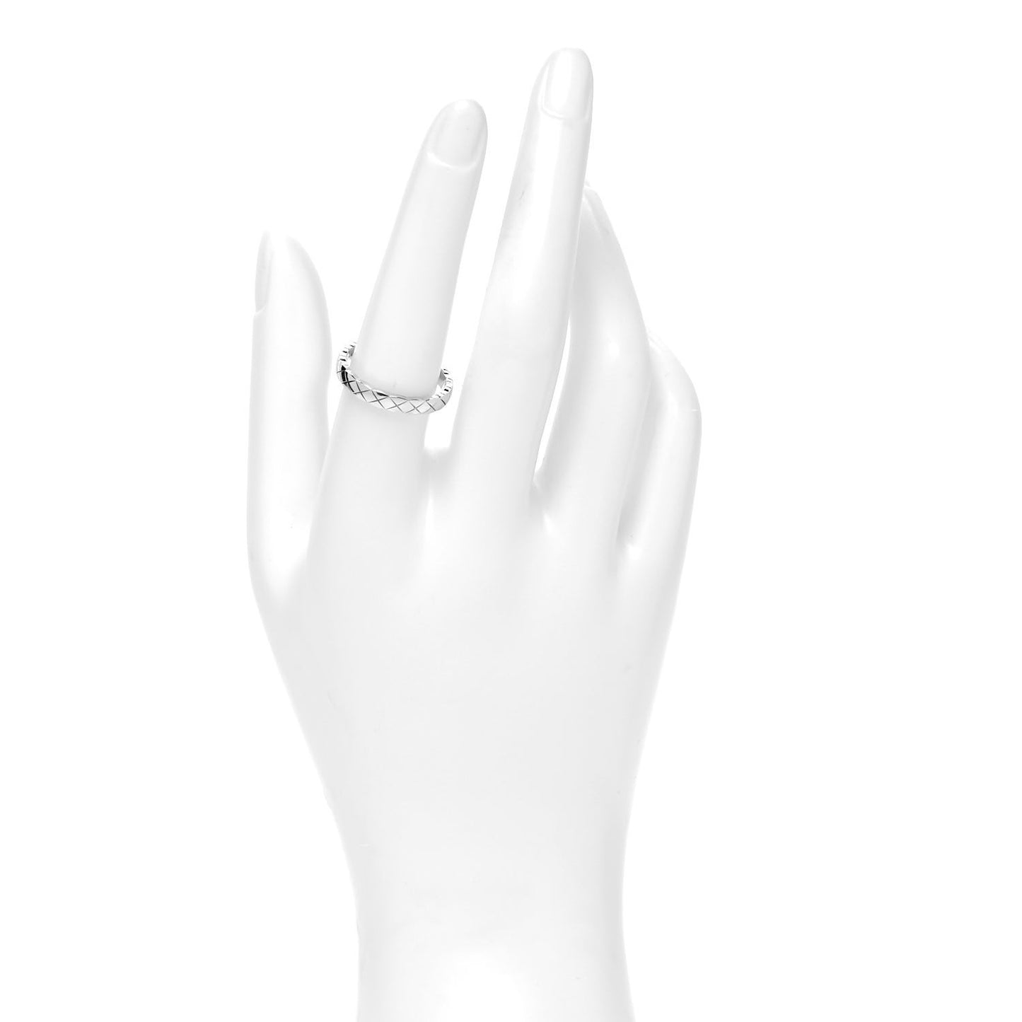 18K White Gold Mini Coco Crush Ring 57 8