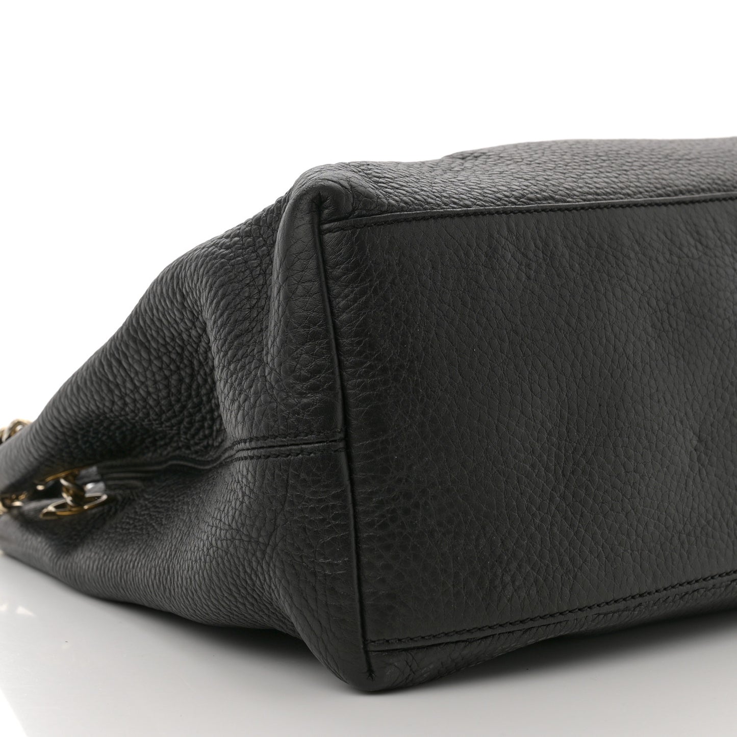 Pebbled Calfskin Medium Soho Chain Shoulder Bag Black