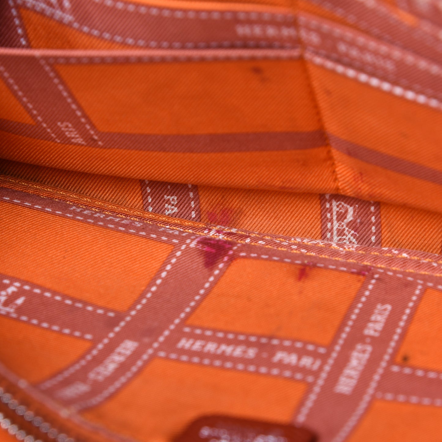 Epsom Silk'In Wallet Brique