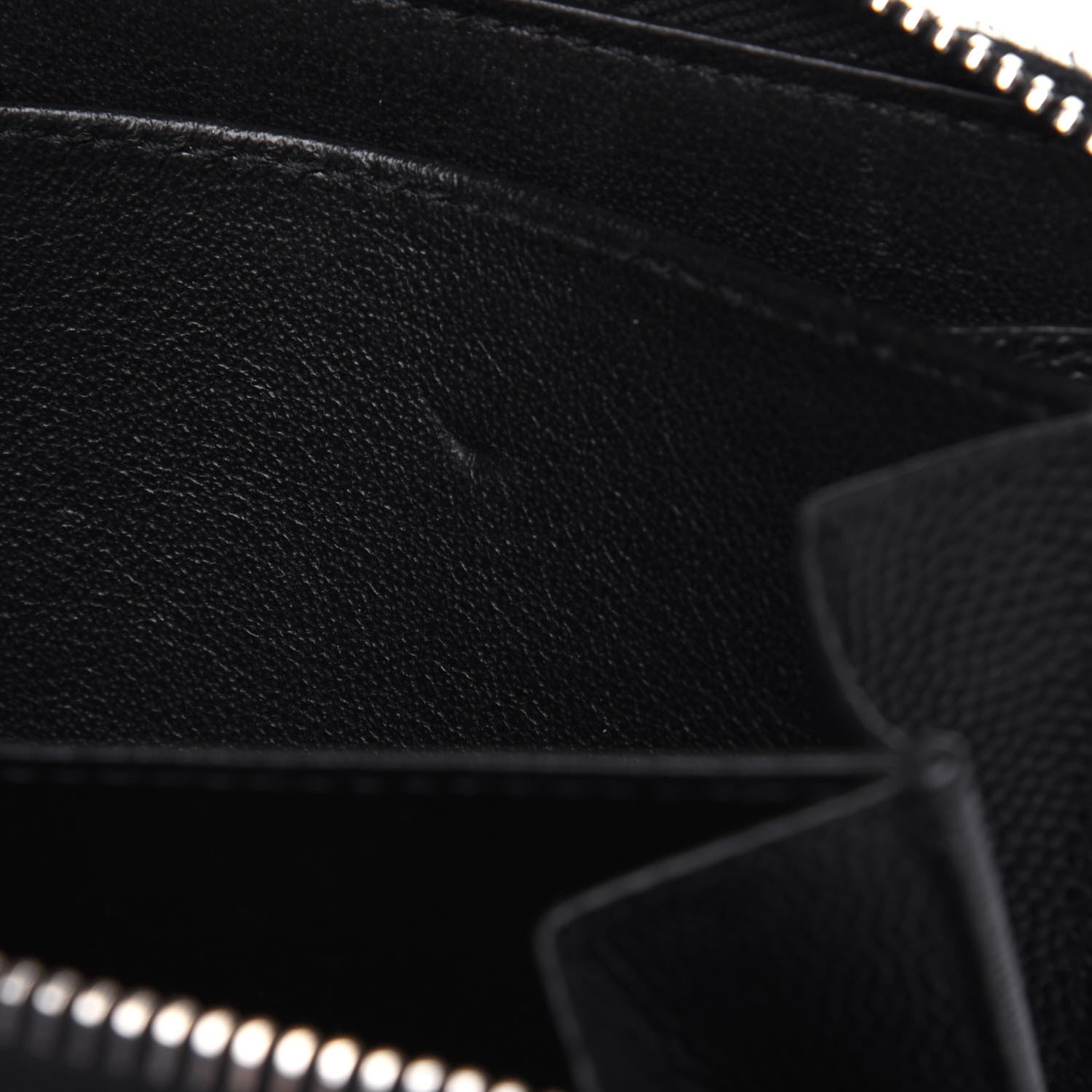 Saint Laurent Grain De Poudre Zip Around Card Holder Black 7 of 13