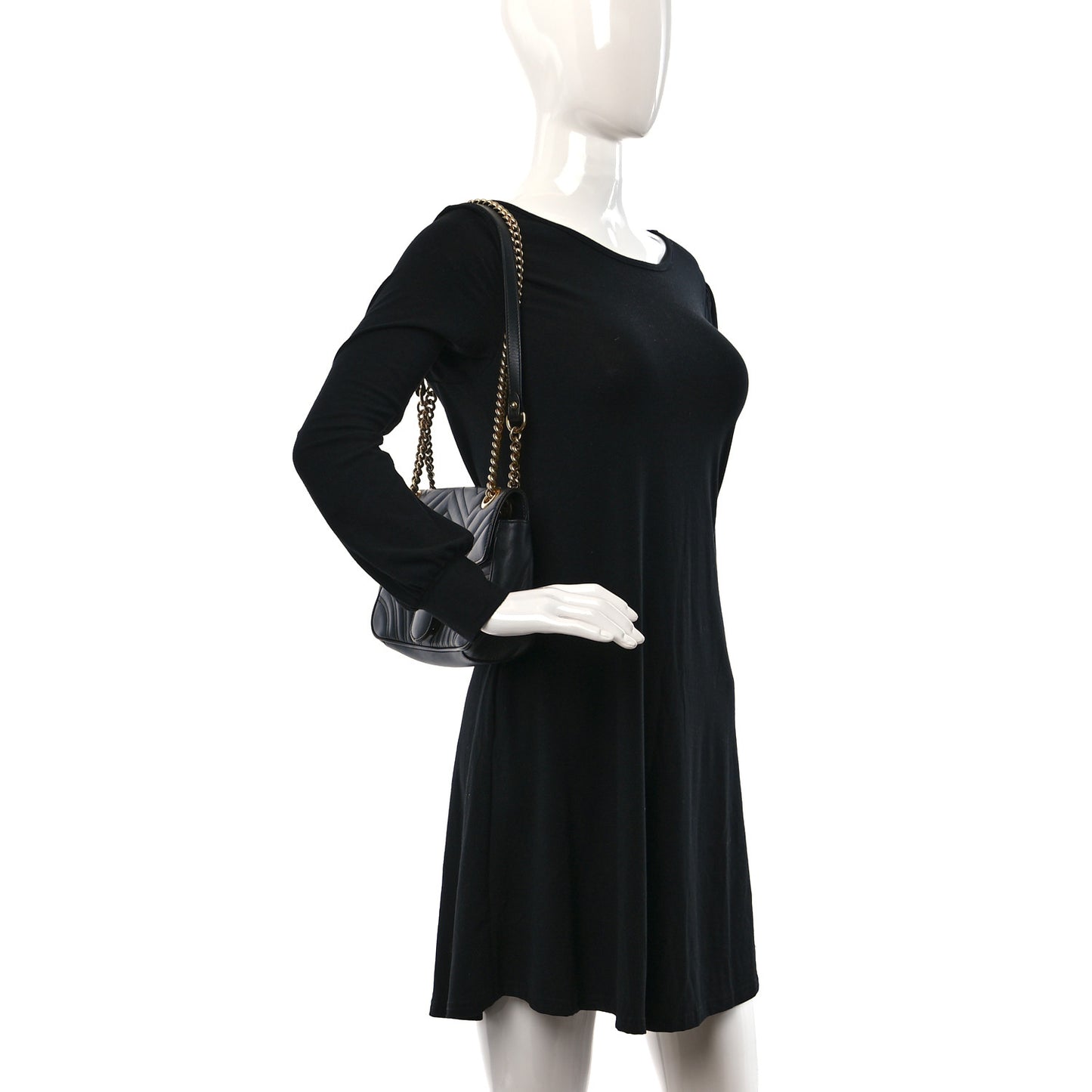Calfskin Matelasse Medium GG Marmont Shoulder Bag Black