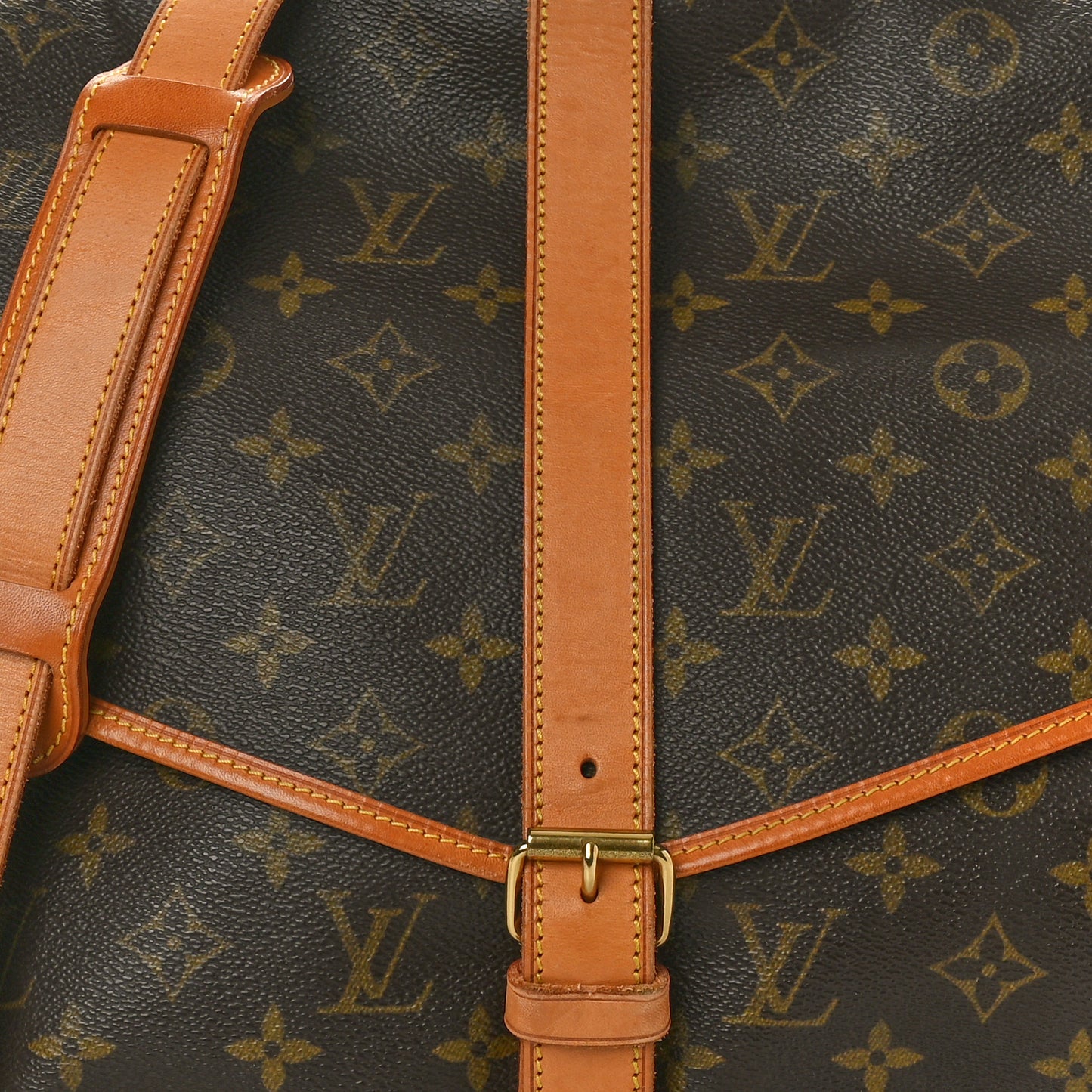 Monogram Saumur 35