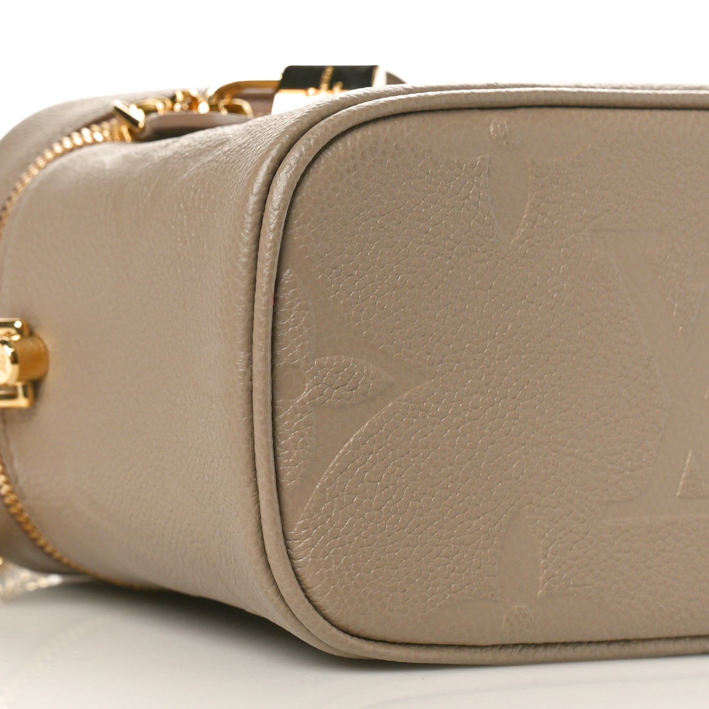 Empreinte Monogram Giant Vanity PM Tourterelle