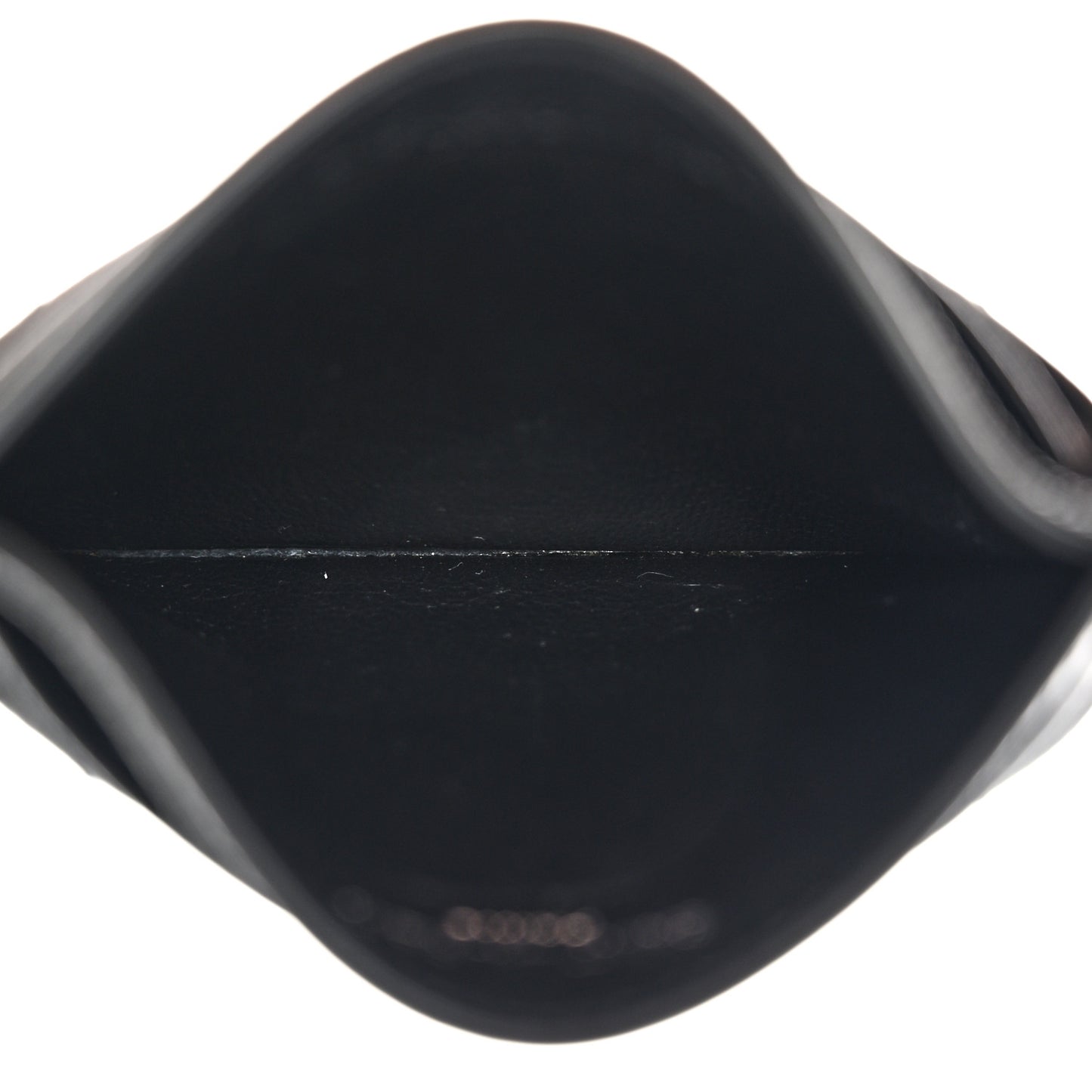 Grain De Poudre Matelasse Chevron Monogram Credit Card Case Black