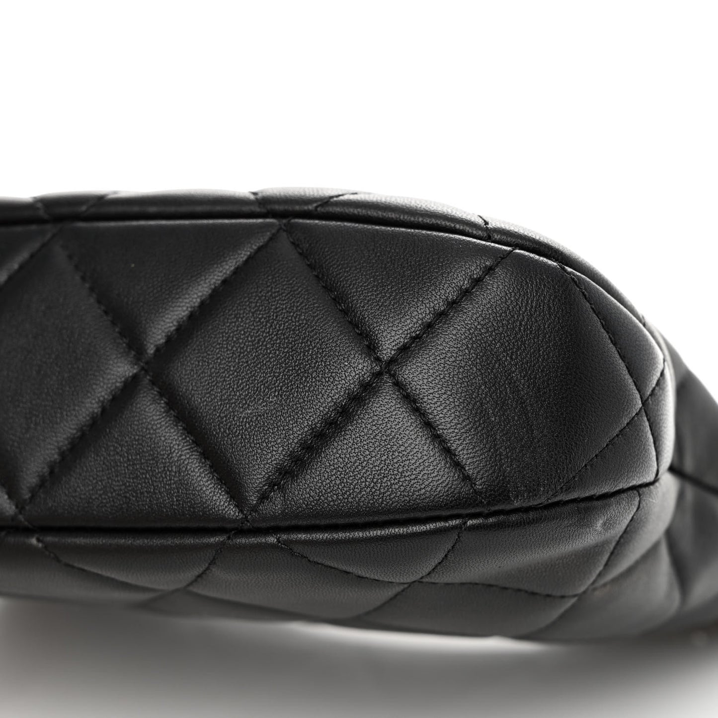 Lambskin Quilted CC Chain Hobo Black