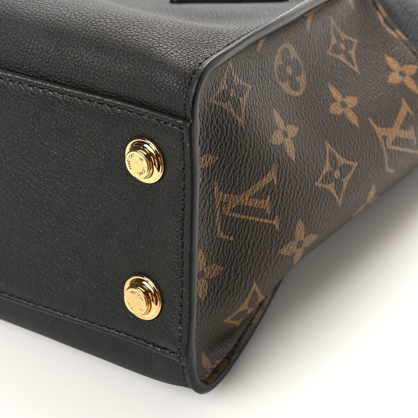 Calfskin Monogram On My Side PM Black