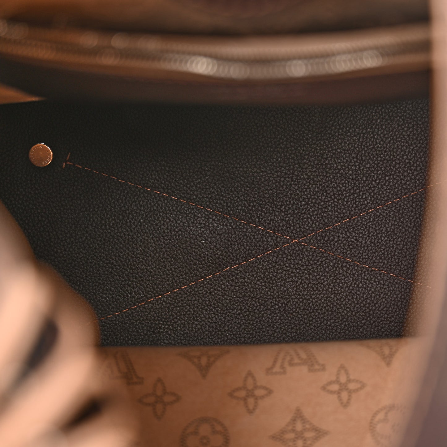 Mahina Carmel Hobo Chocolate