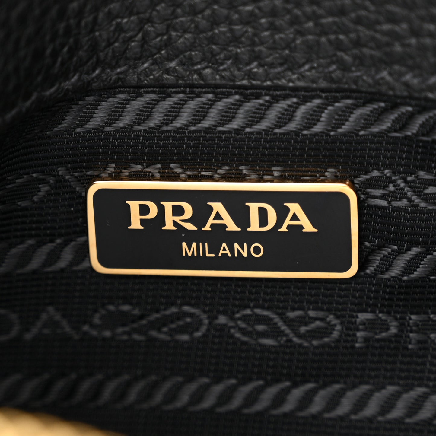 Vitello Phenix Double Zip Crossbody Bag Black