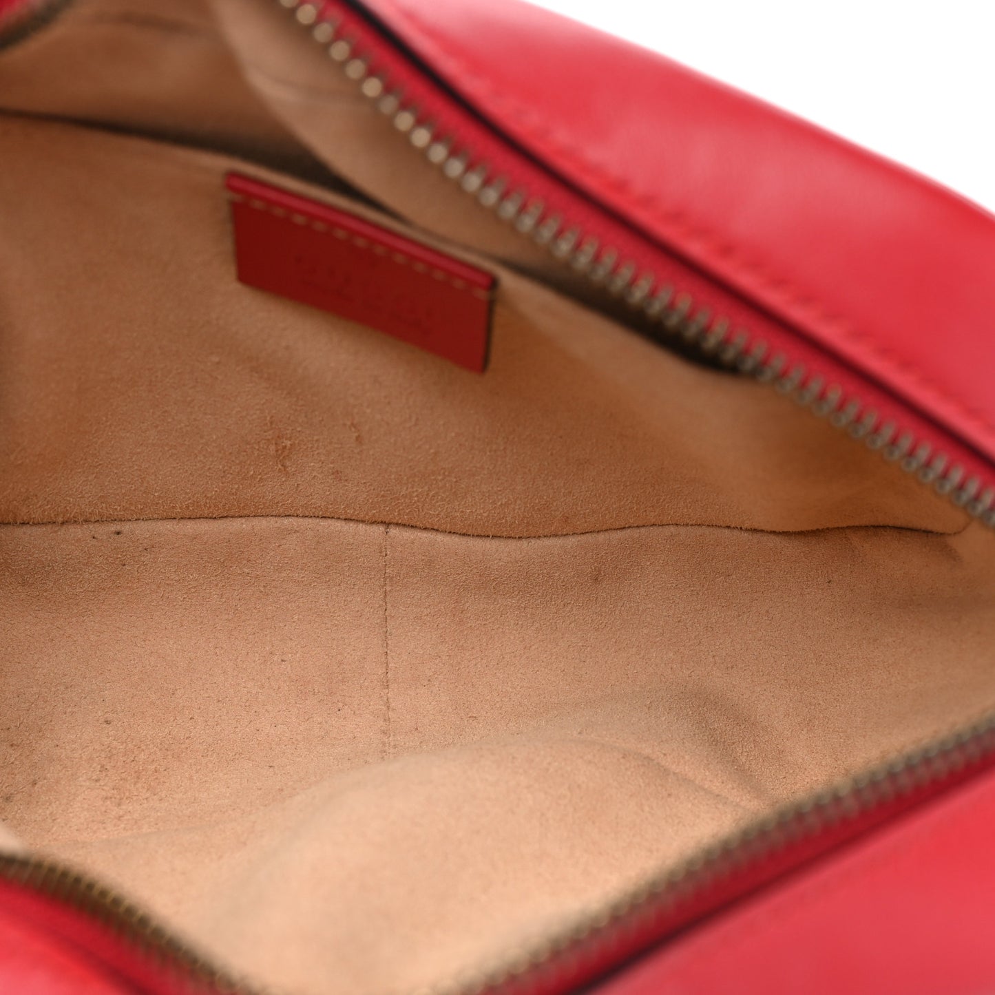 Calfskin Matelasse Mini GG Marmont Chain Shoulder Bag Hibiscus Red