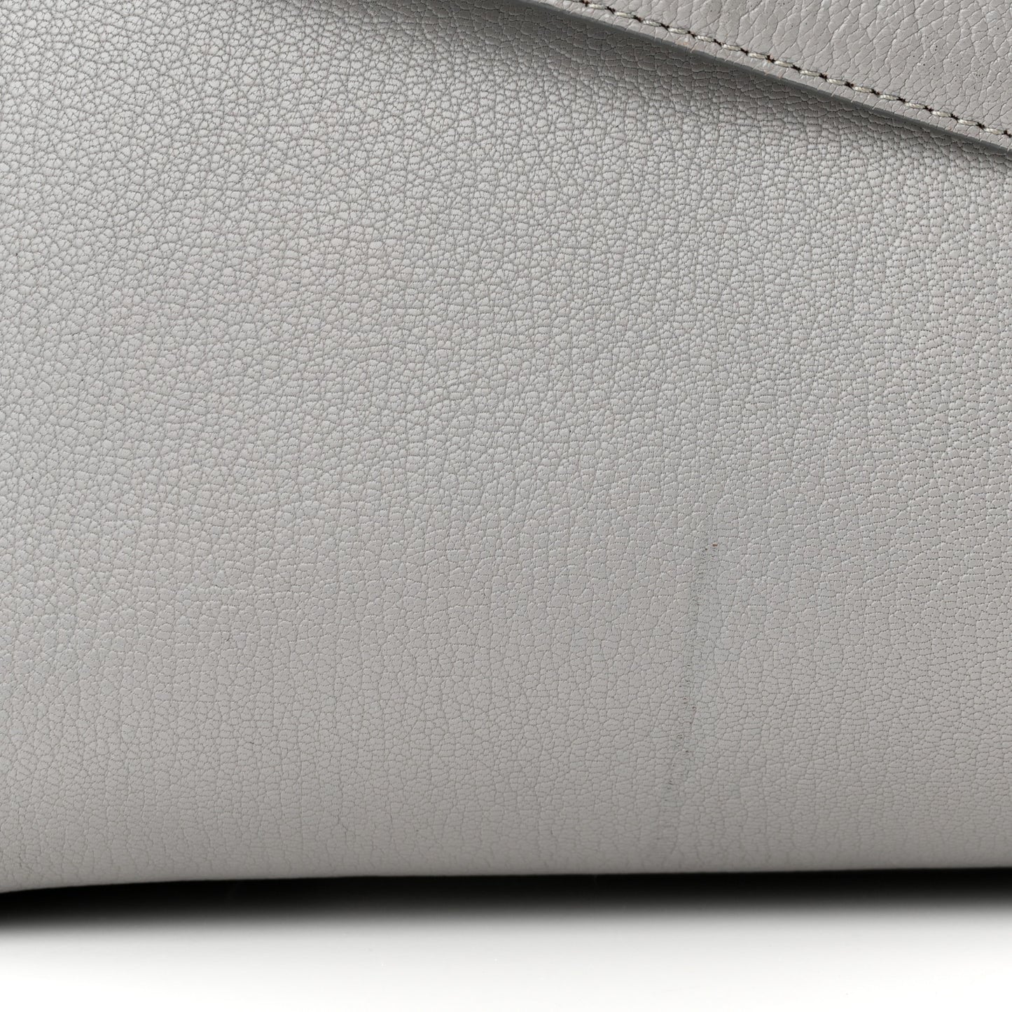 Sugar Goatskin Medium Antigona Pearl Grey
