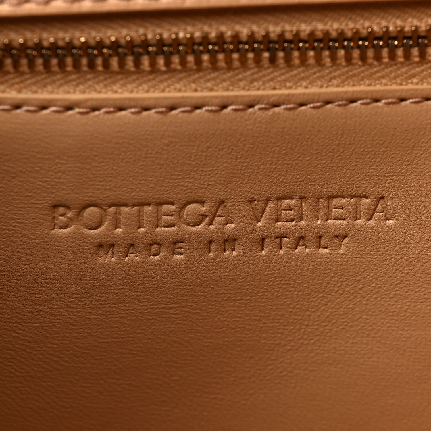 Bottega Veneta Box Calfskin Nappa Clip Bag Almond Gold 6 of 8