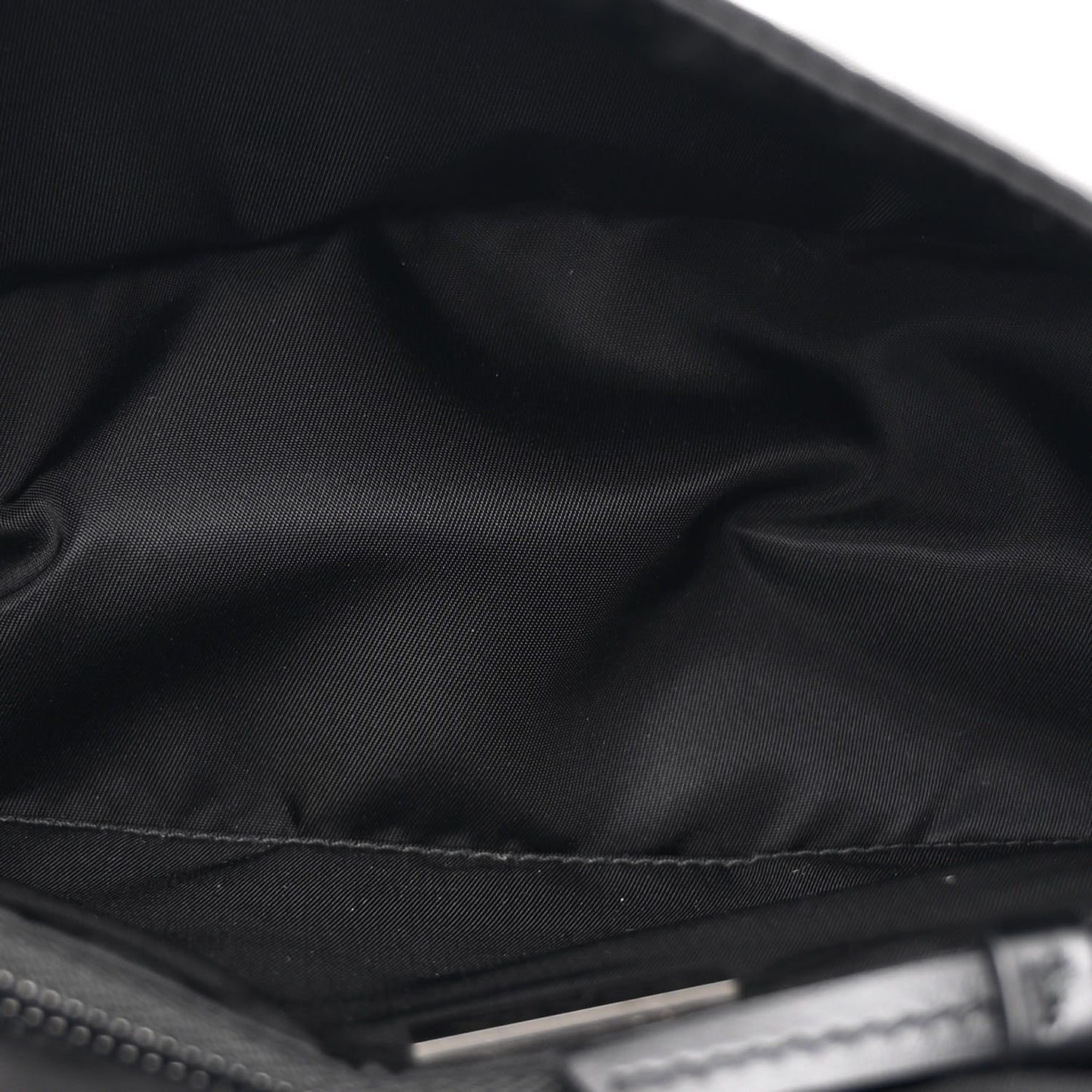 Nylon Tessuto Chain Shoulder Bag Black