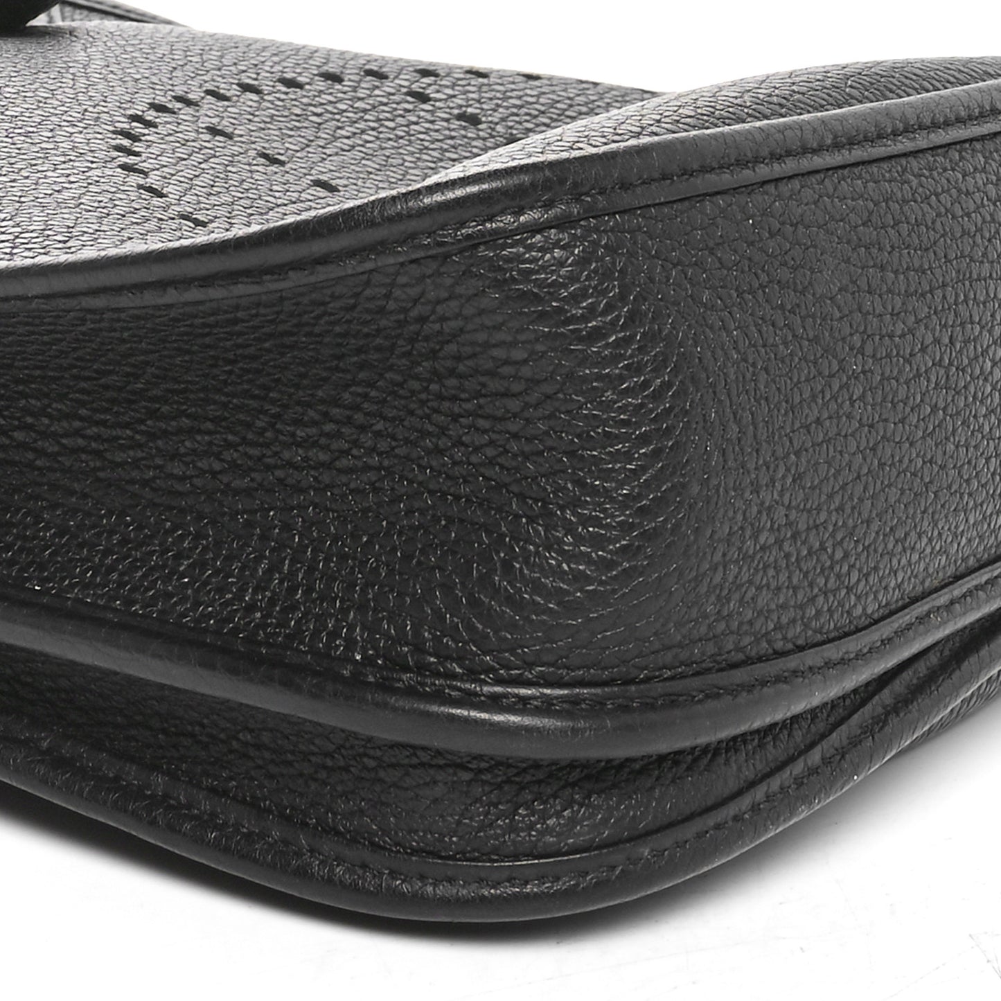 Taurillon Clemence Evelyne III PM Black