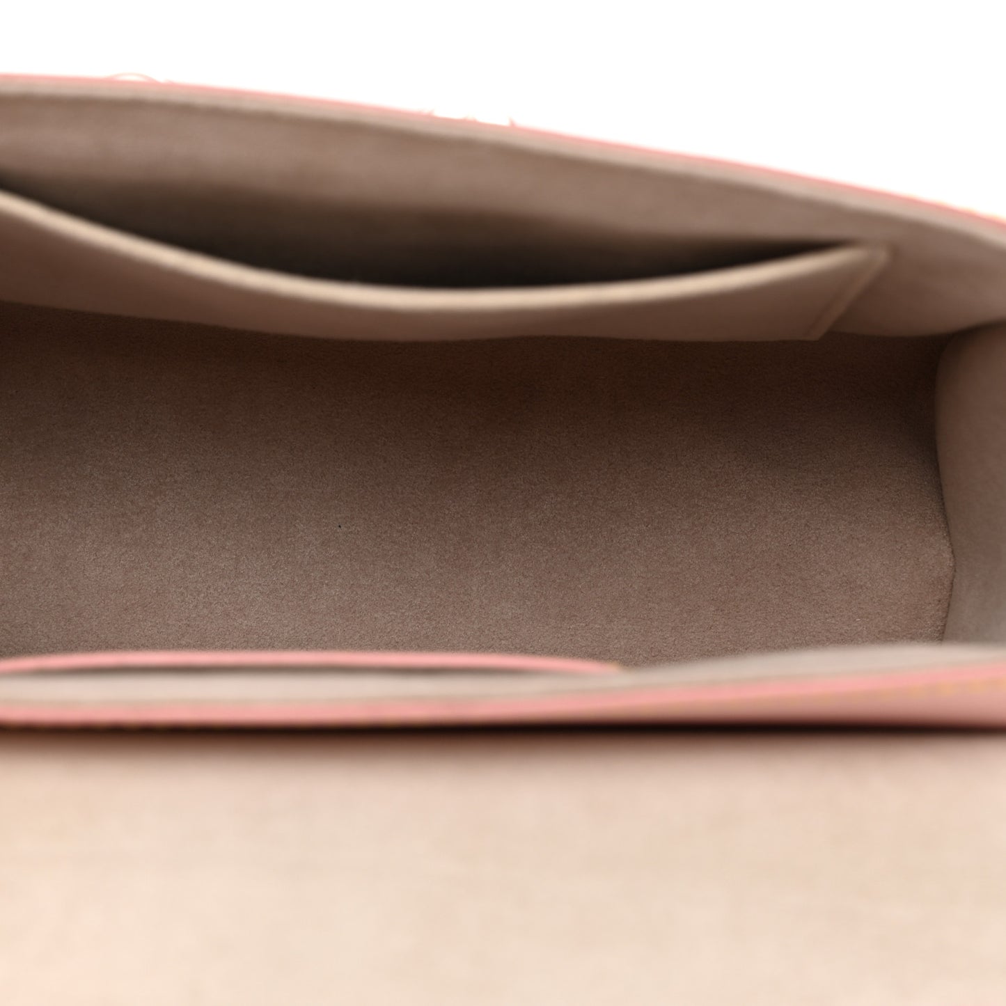 Epi Twist Shoulder Bag MM Rose Ballerine