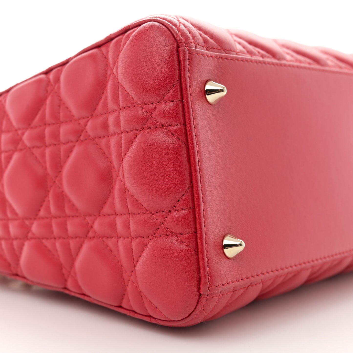 Lambskin Cannage Medium Lady Dior Red