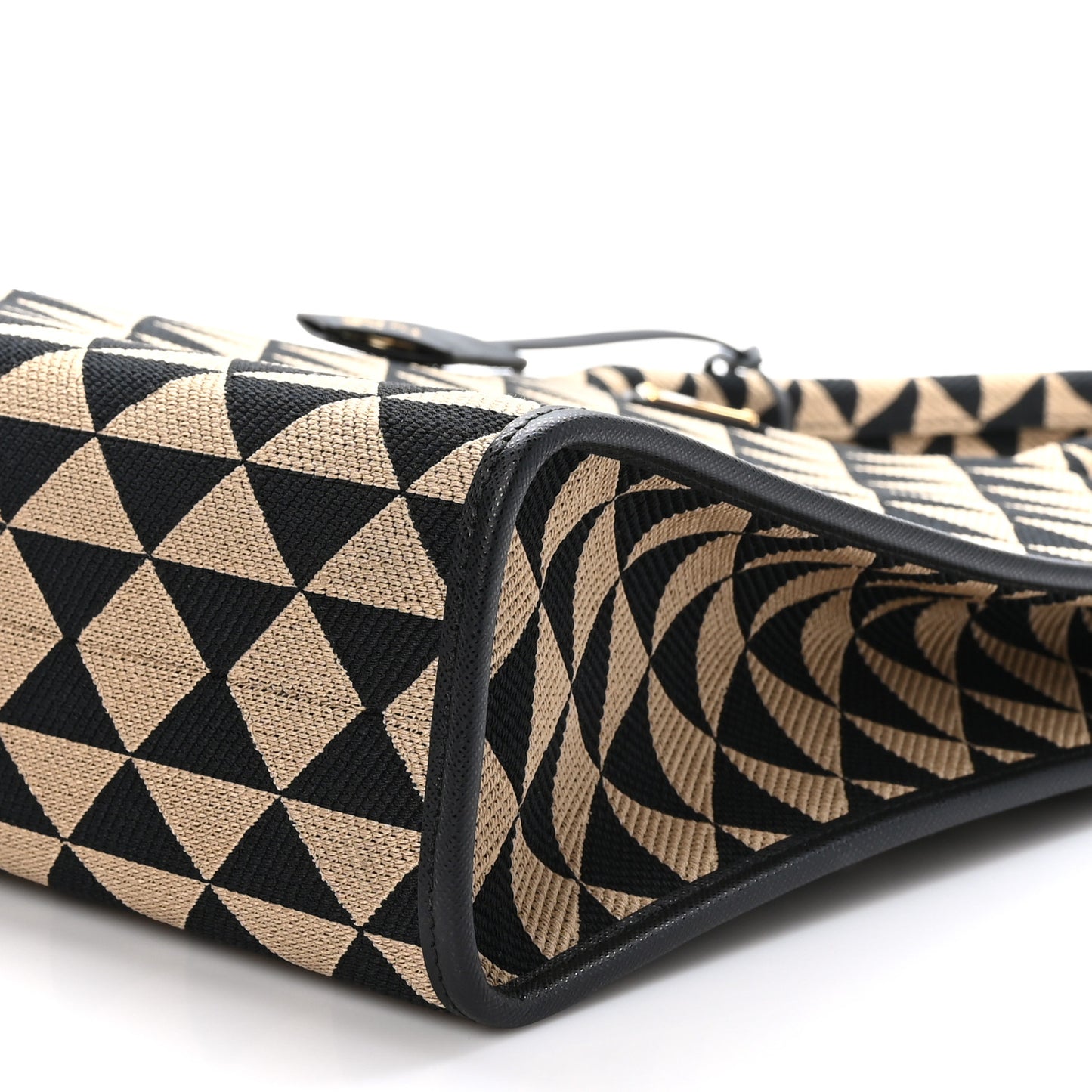 Jacquard Saffiano Triangolo Symbole Embroidered Large Tote Black Corda