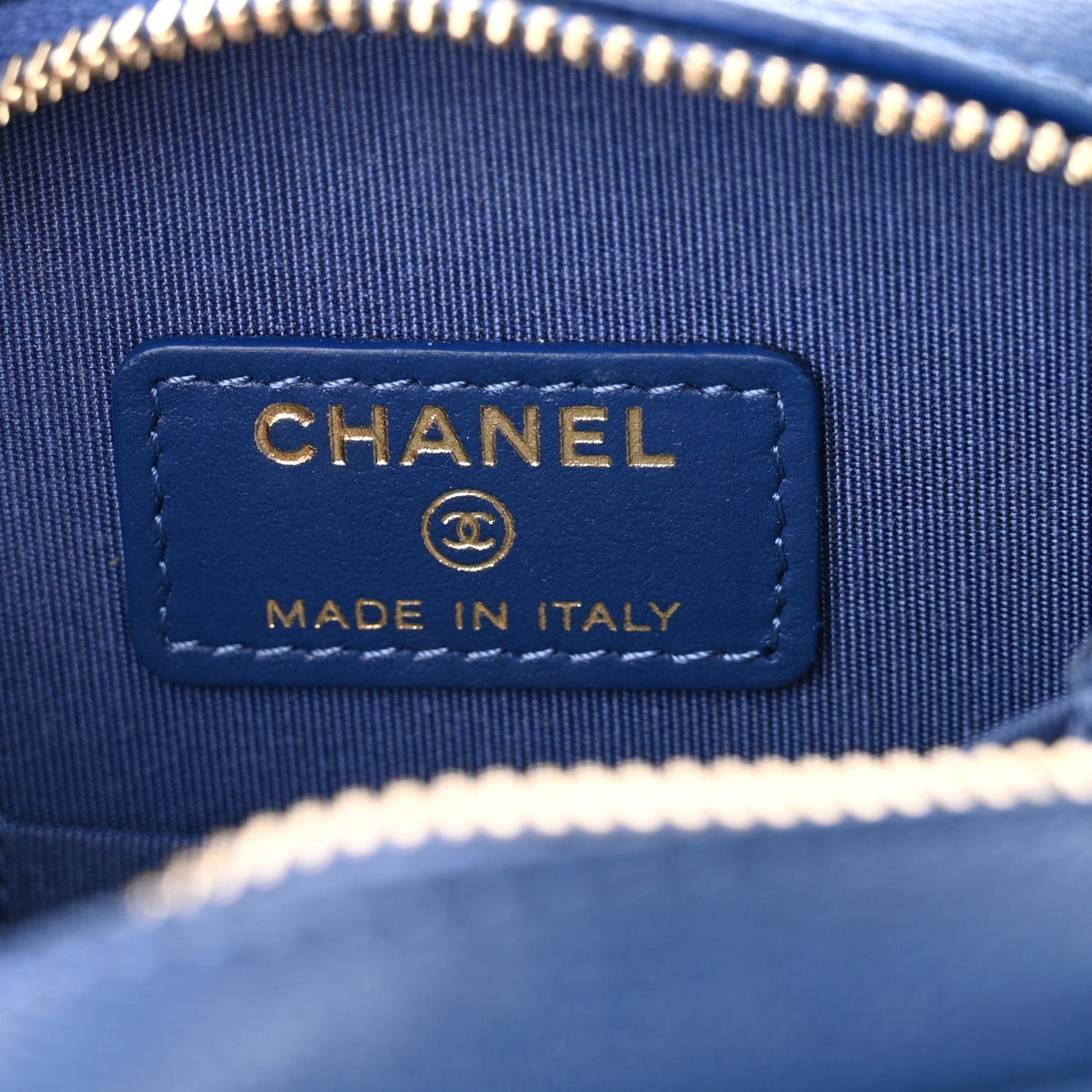 Lambskin Quilted Chanel 19 Zip Phone Case Blue