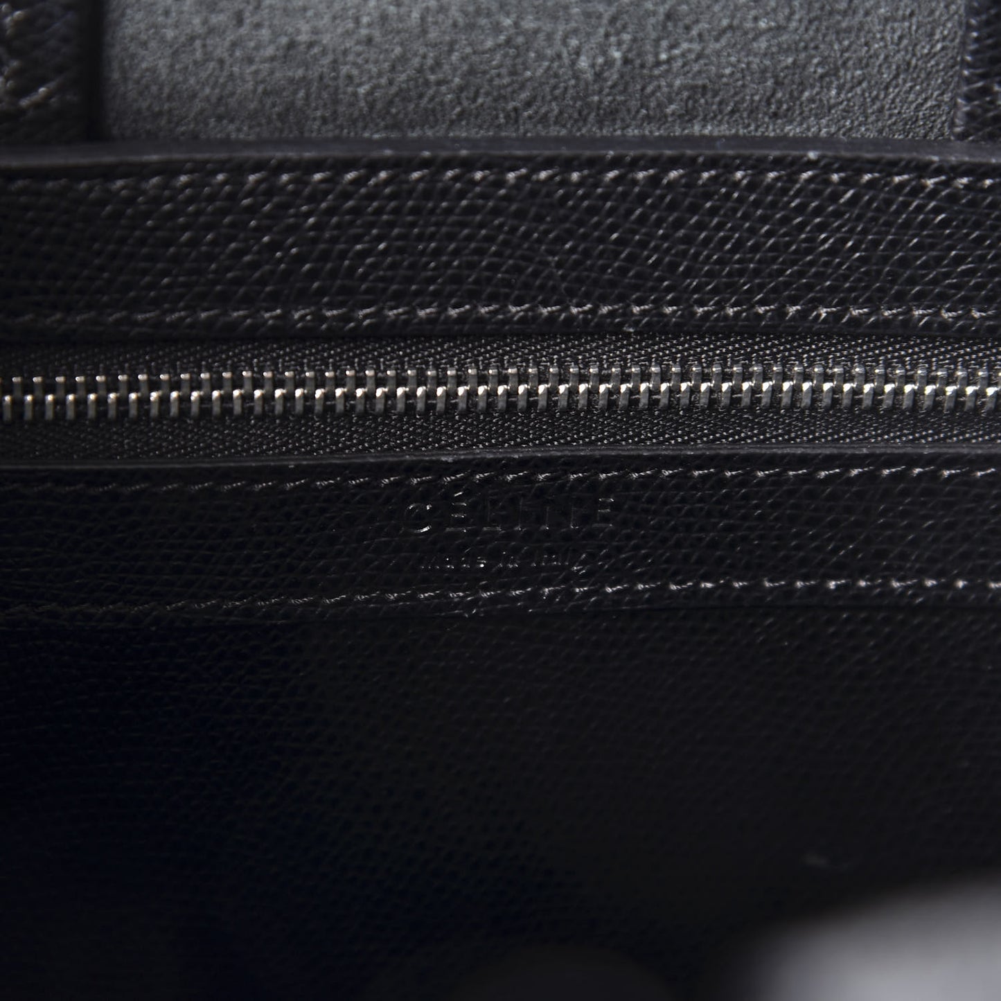Grained Calfskin Small Vertical Cabas Black