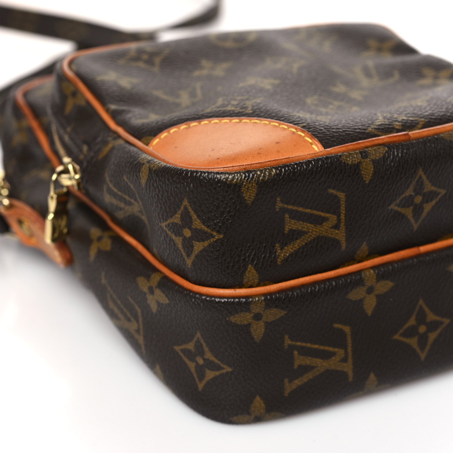 Louis Vuitton Monogram Amazone 7 of 9