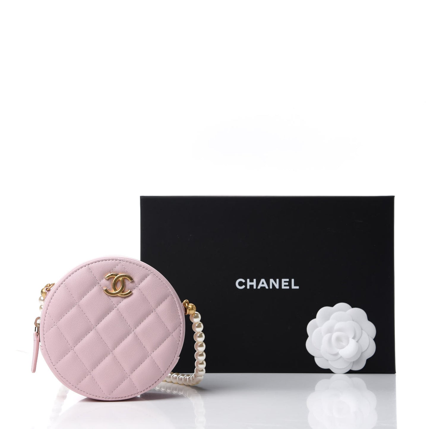 Calfskin Quilted Pearl Round Clutch With Chain Light Pink