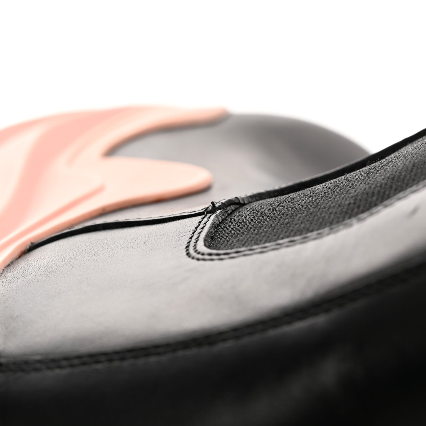 Calfskin The Tire Chelsea Boots 35.5 Black Peachy