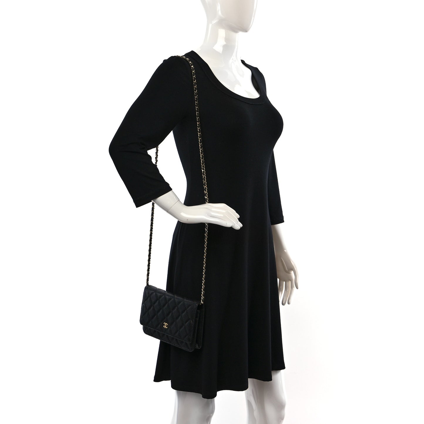 Caviar Quilted Wallet on Chain WOC Black