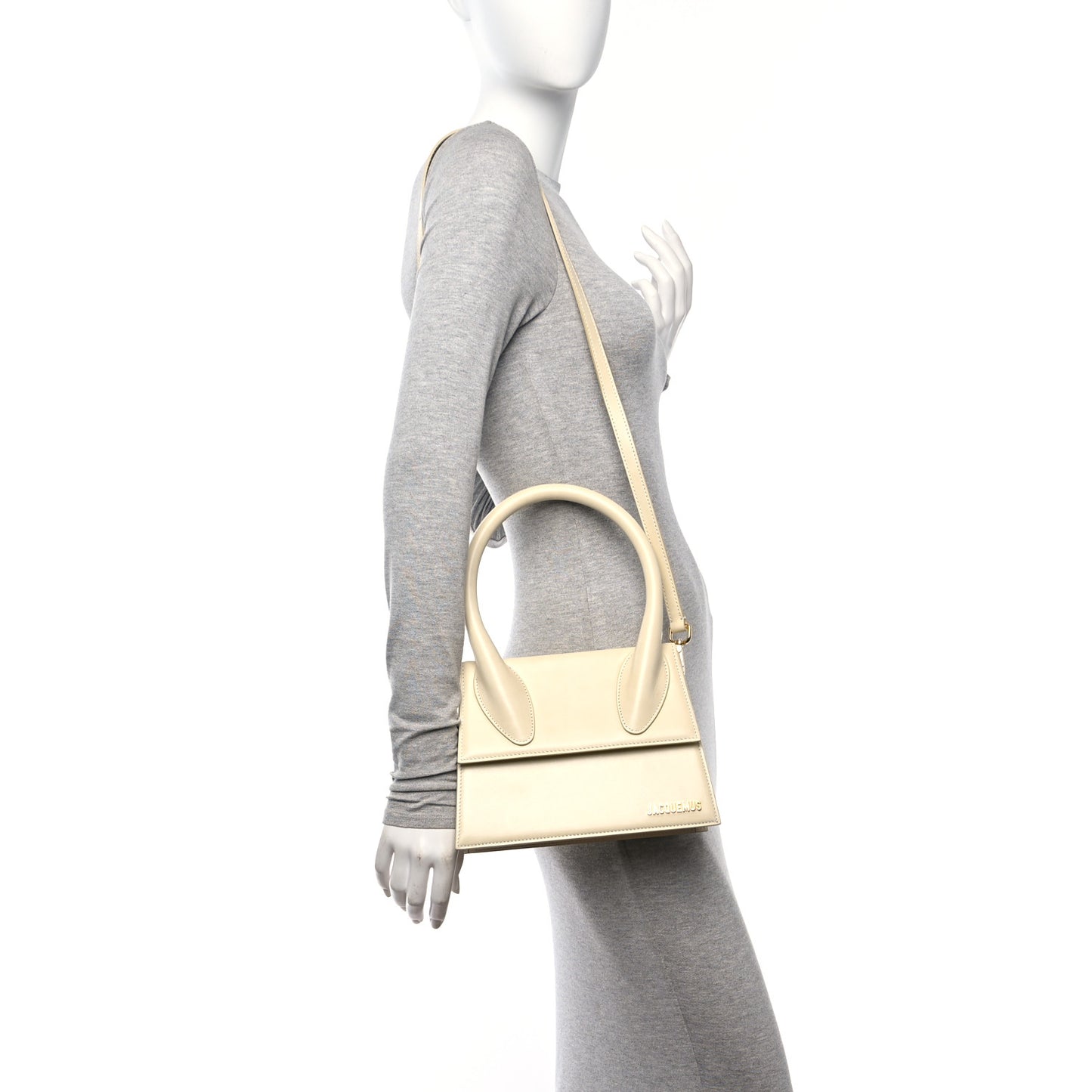 Smooth Calfskin Le Grand Chiquito Ivory