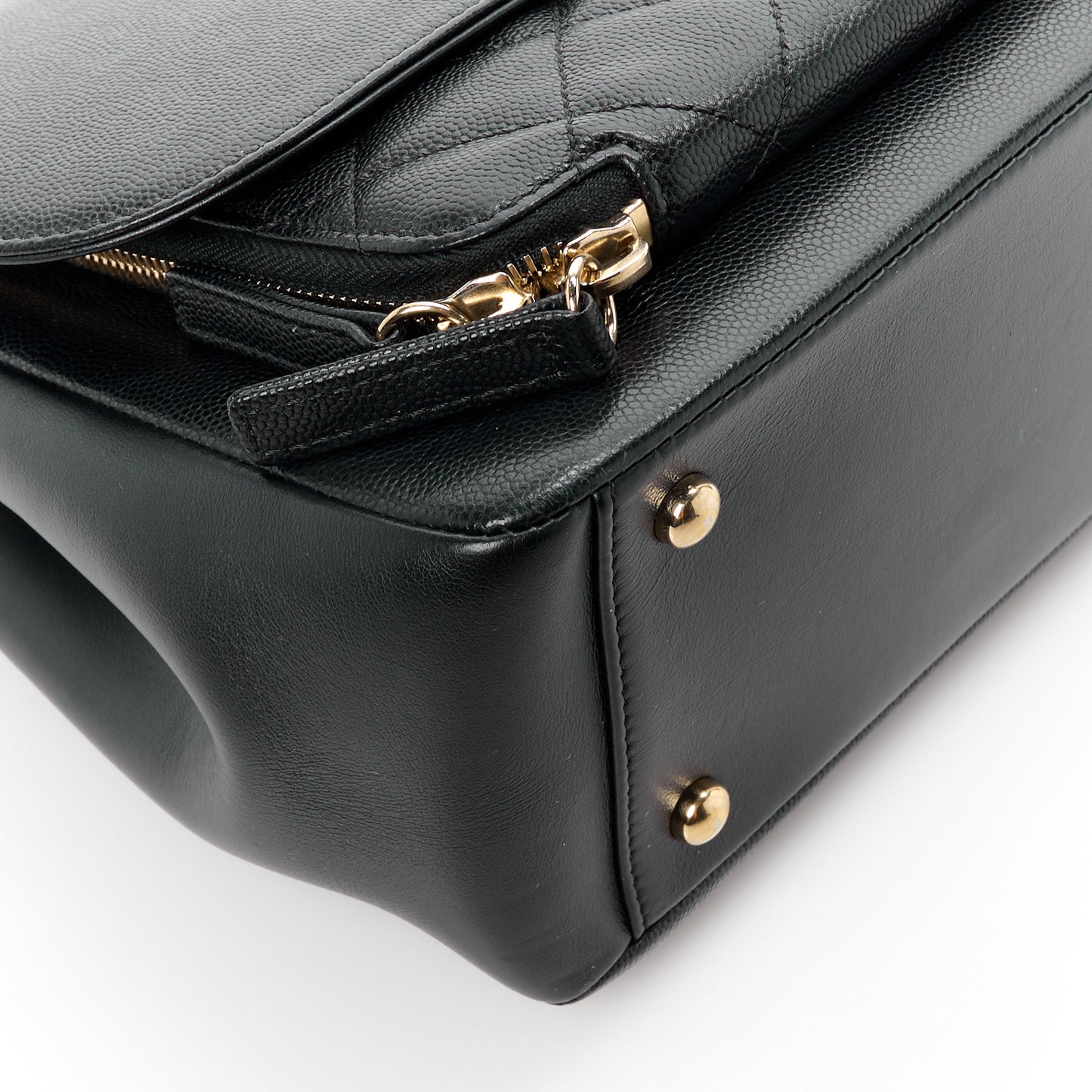 Caviar Quilted Large Business Affinity Flap Black