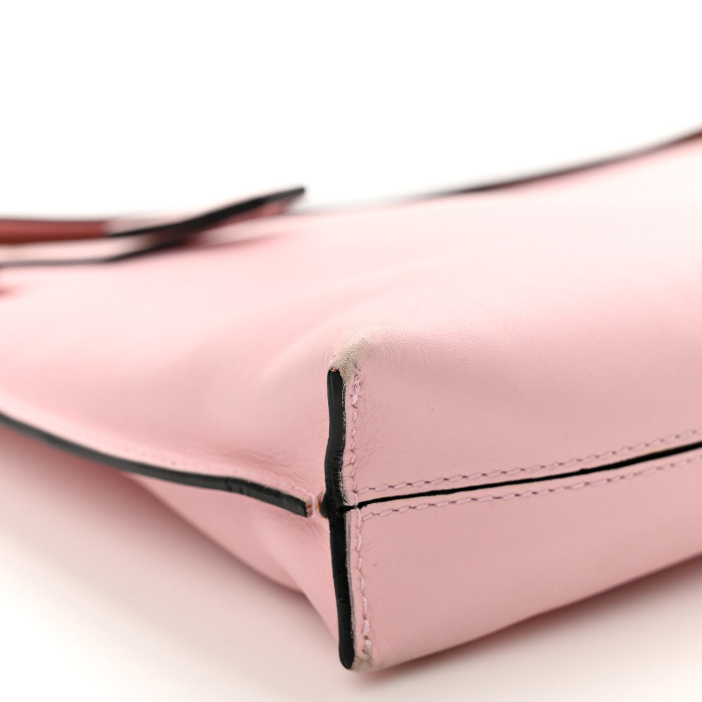 Calfskin T Pouch Soft Pink